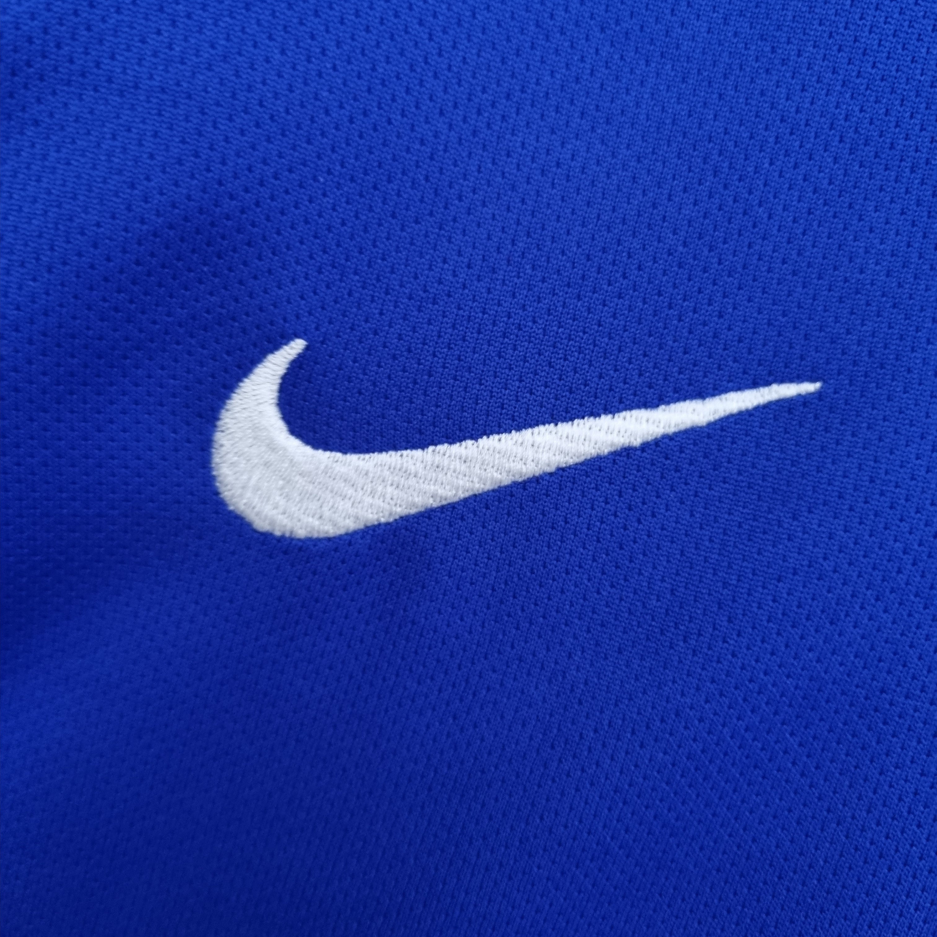 2000s Brazil Retro Football Shirt | Blue White Home