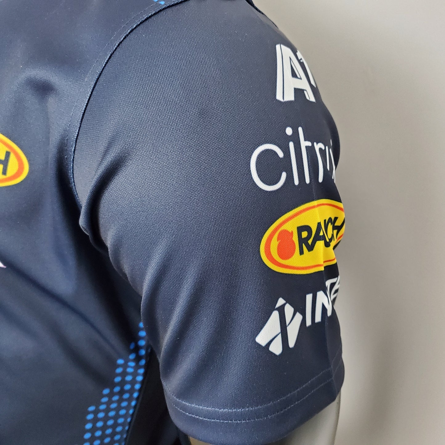 Red Bull Racing F1 2025 Player Fit T-Shirt – Max Verstappen #1 Mobil 1 | Navy Blue