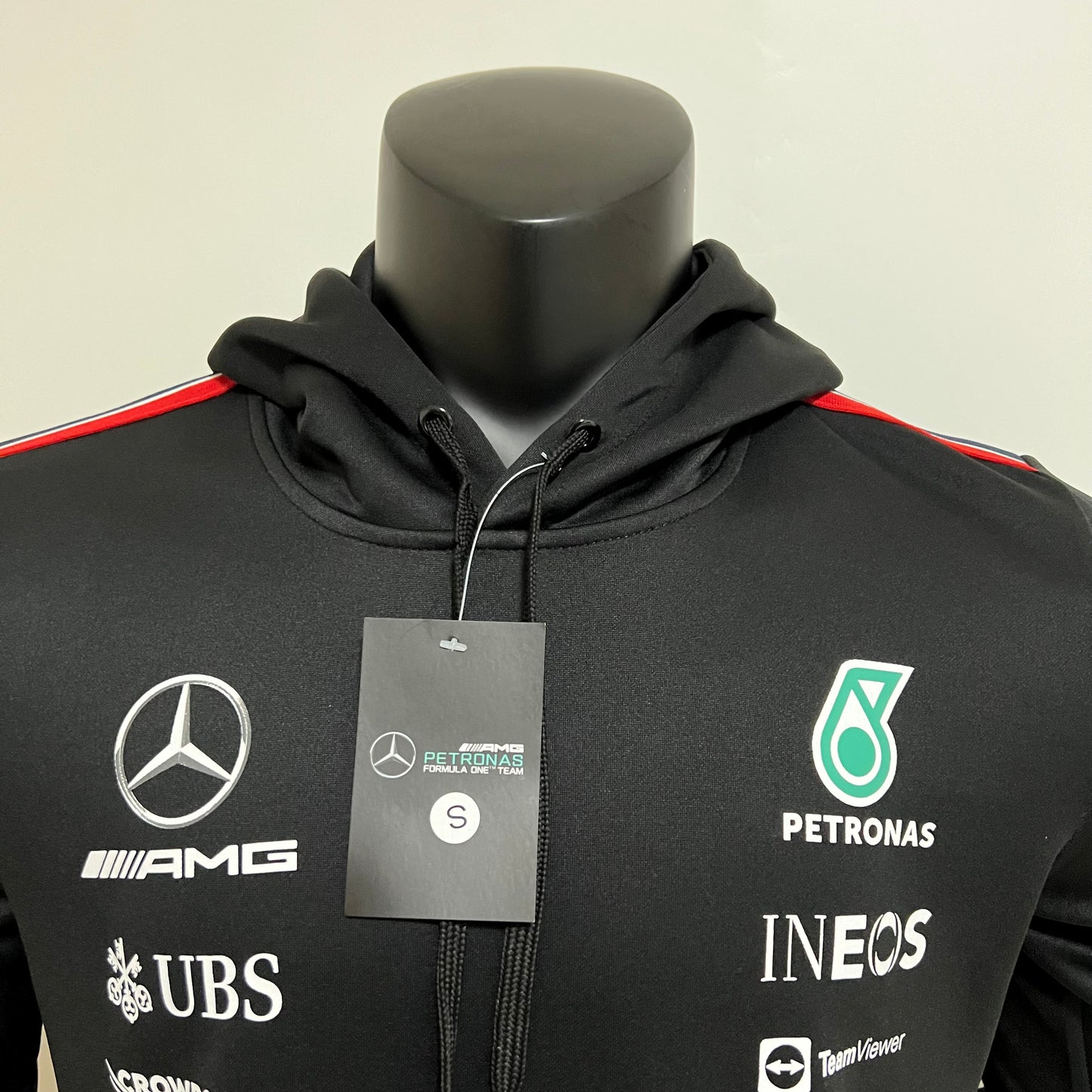 Petronas F1 2024 Hoodie – Player Fit | Black