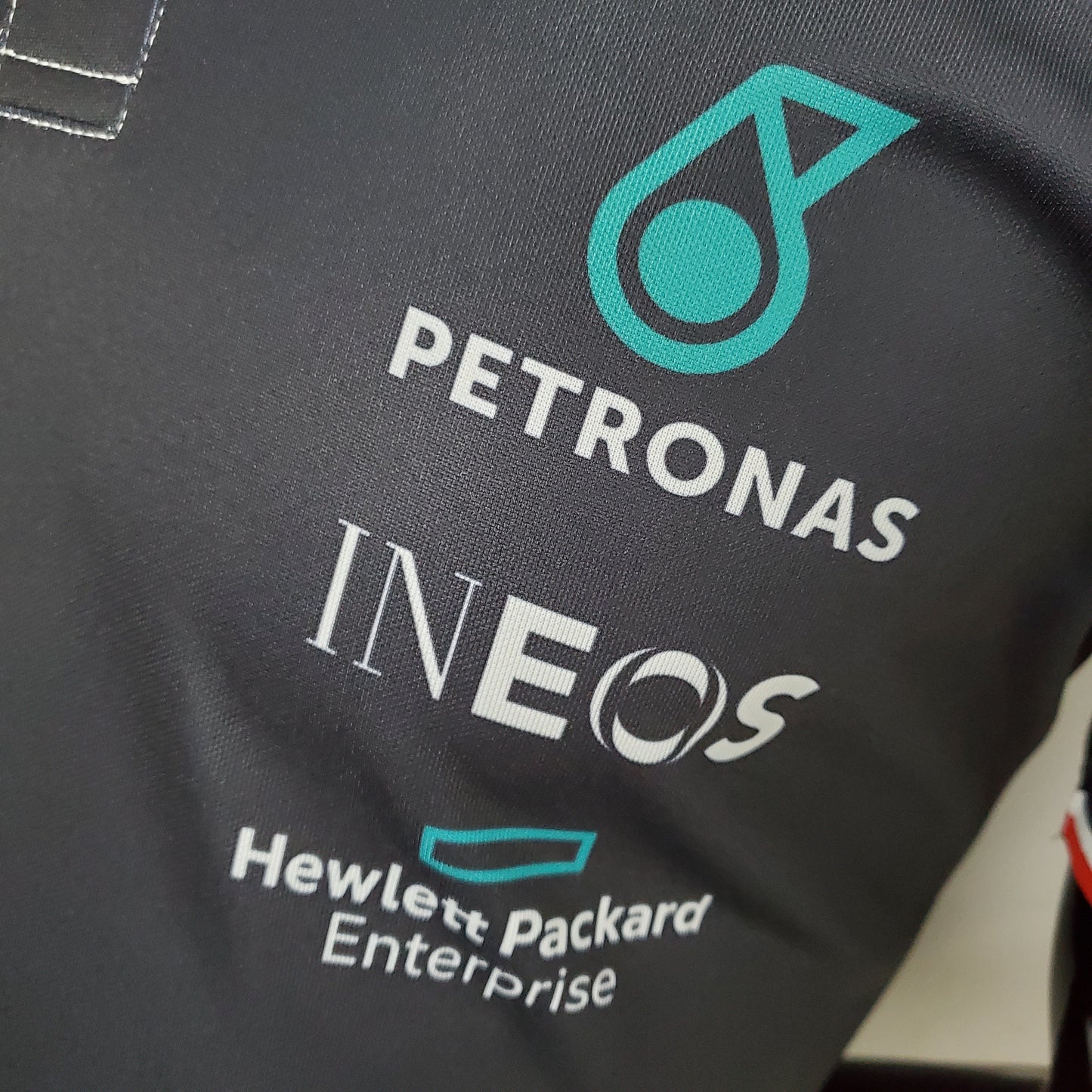 Mercedes AMG F1 2024 Player Fit Polo – Lewis Hamilton #44 Petronas | Black