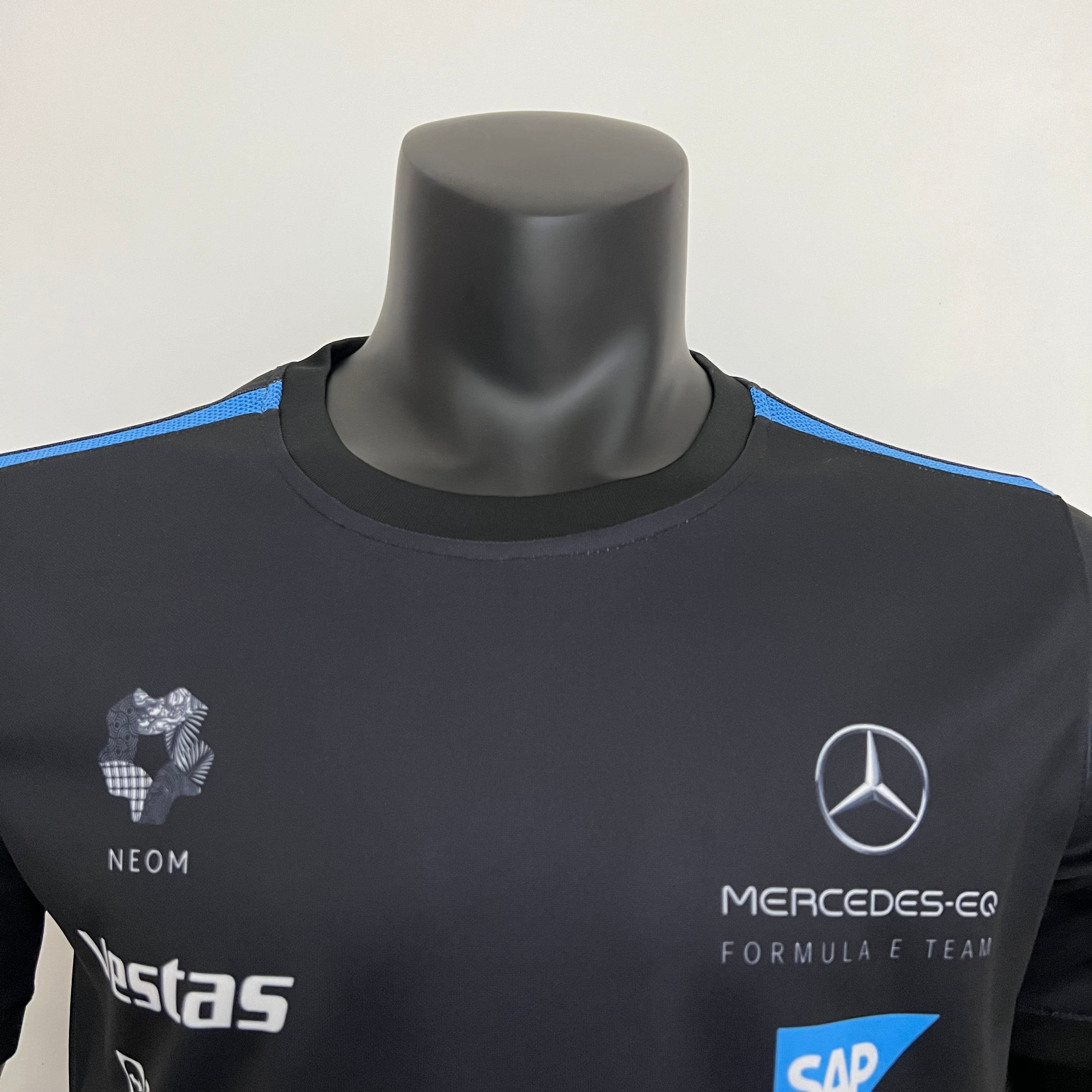 Mercedes-EQ F1 2024 T-Shirt – Player Fit | Black