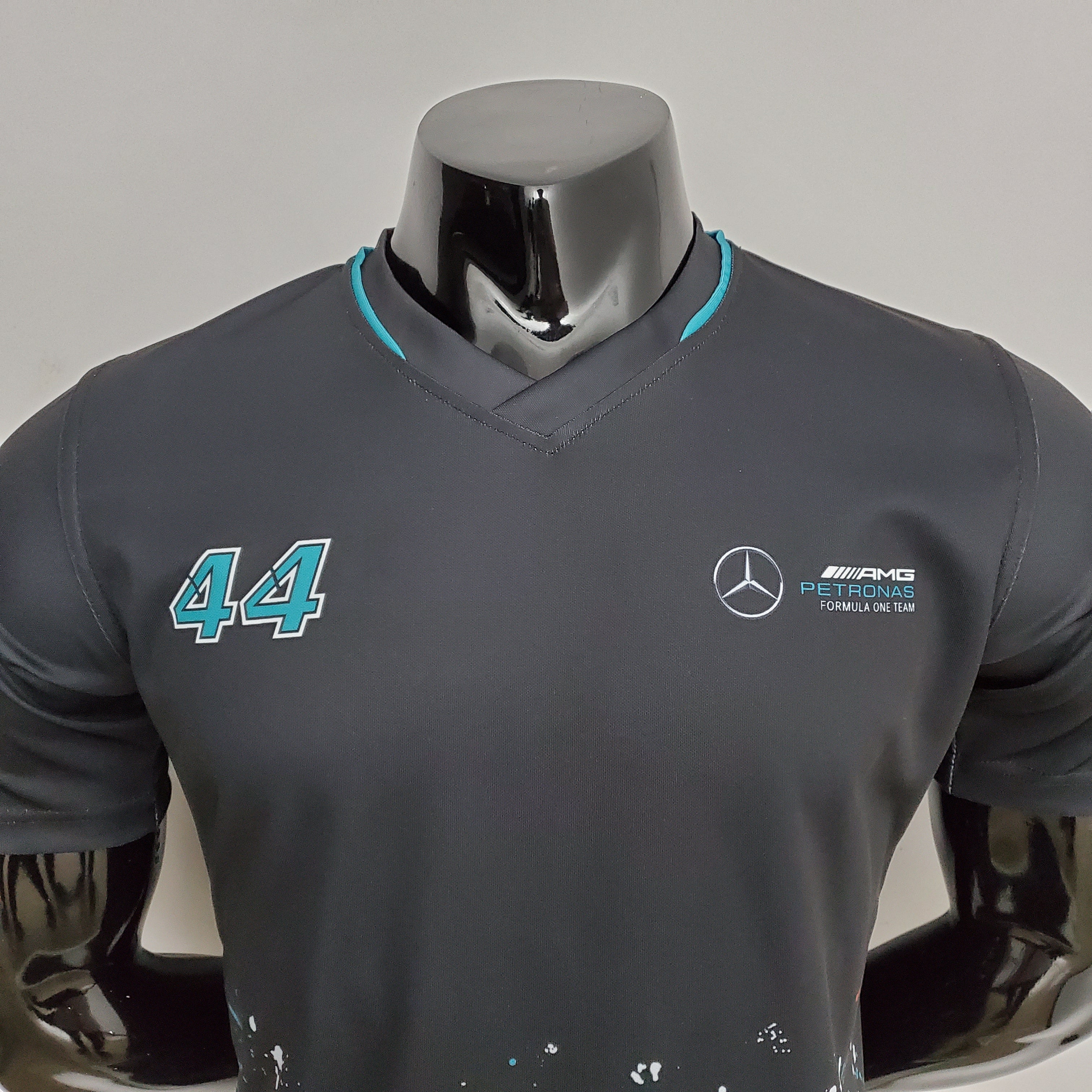 Mercedes F1 2023 T-Shirt – Player Fit – Lewis Hamilton #44 AMG | Black