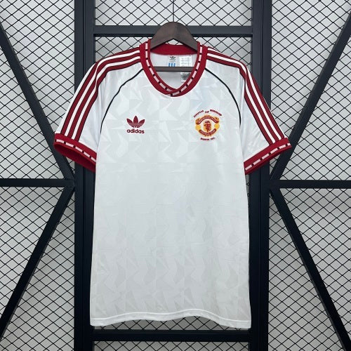1990s Manchester United Retro Football Shirt | White Red Home