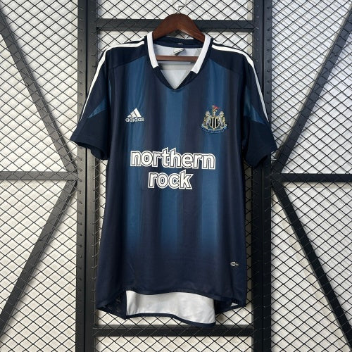2000s Newcastle United Retro Football Shirt | Navy White Home
