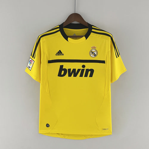 2000s Real Madrid Retro Football Shirt | Yellow Black Away