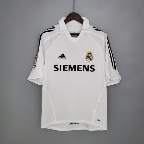 2000s Real Madrid Retro Football Shirt | White Black Home