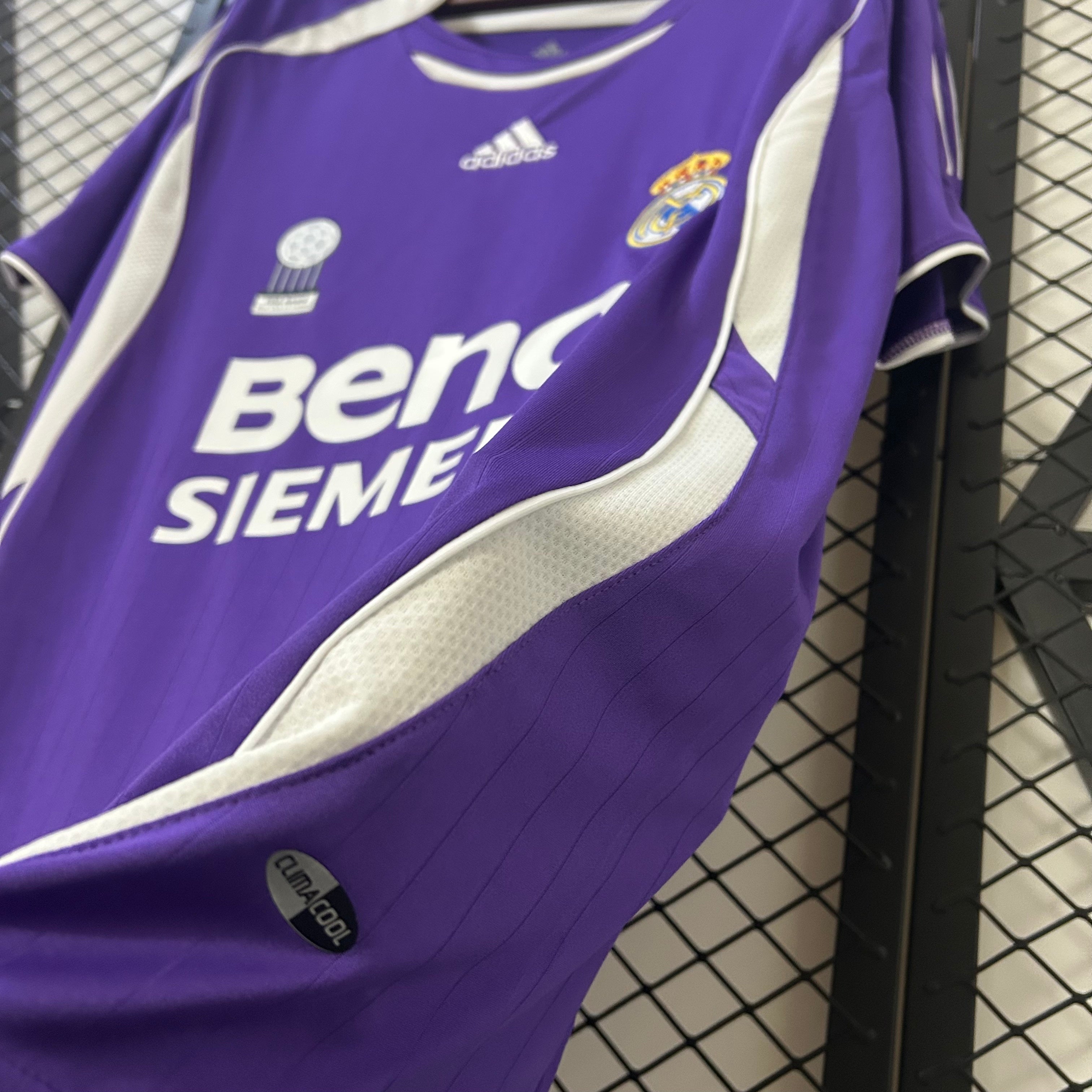 2000s Real Madrid Retro Football Shirt | Purple White Third