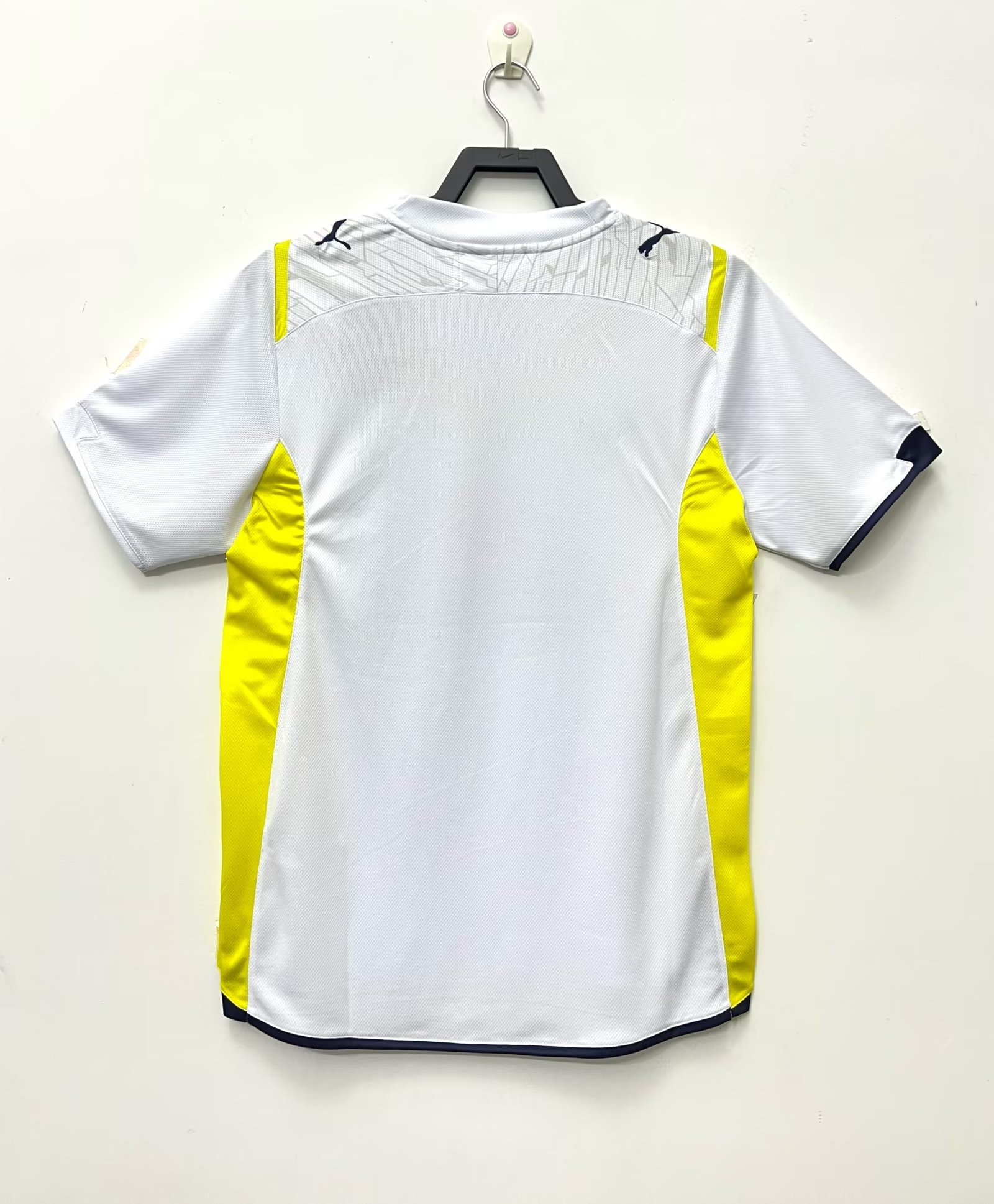 2000s Tottenham Hotspur Retro Football Shirt | White Yellow Home