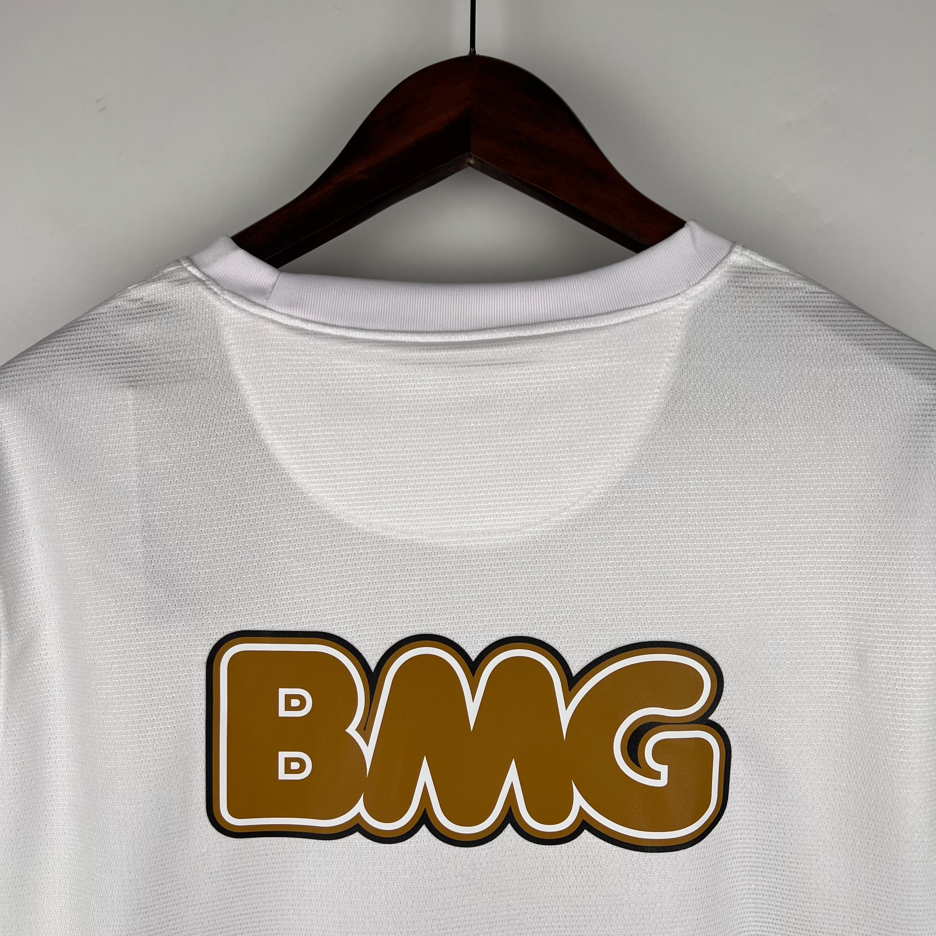 2010s Santos Retro Football Shirt | White Gold Home