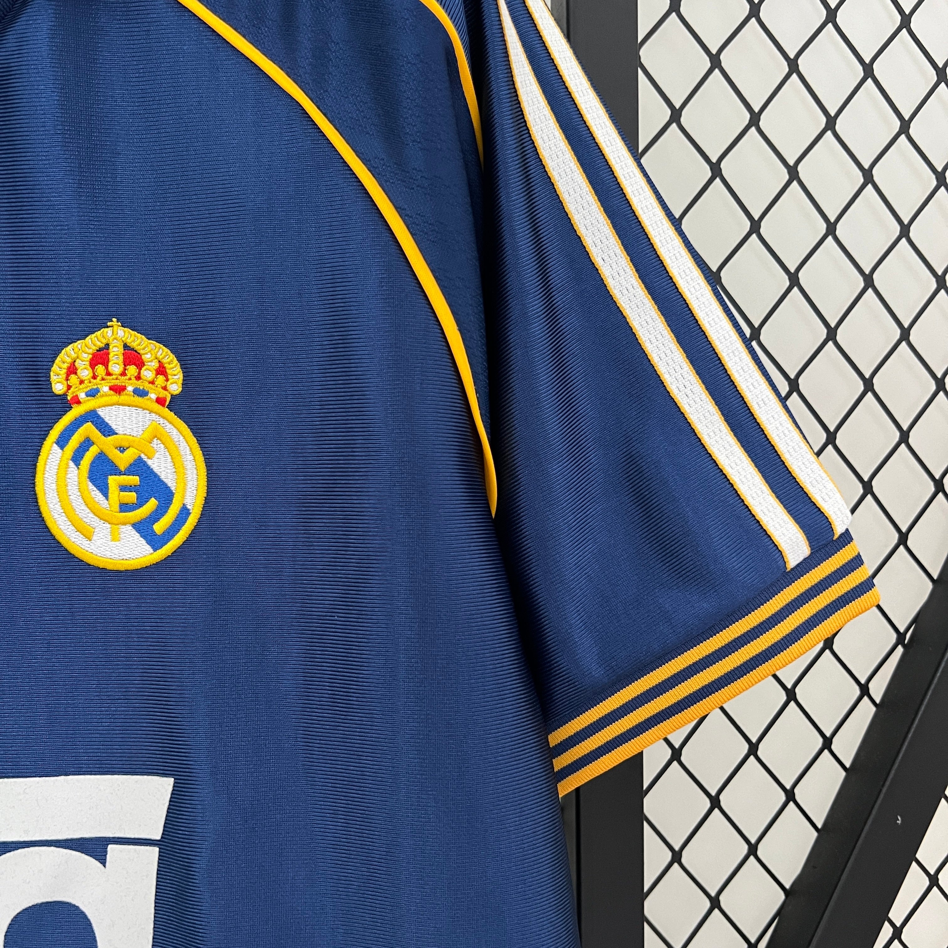1990s Real Madrid Retro Football Shirt | Navy Yellow Home