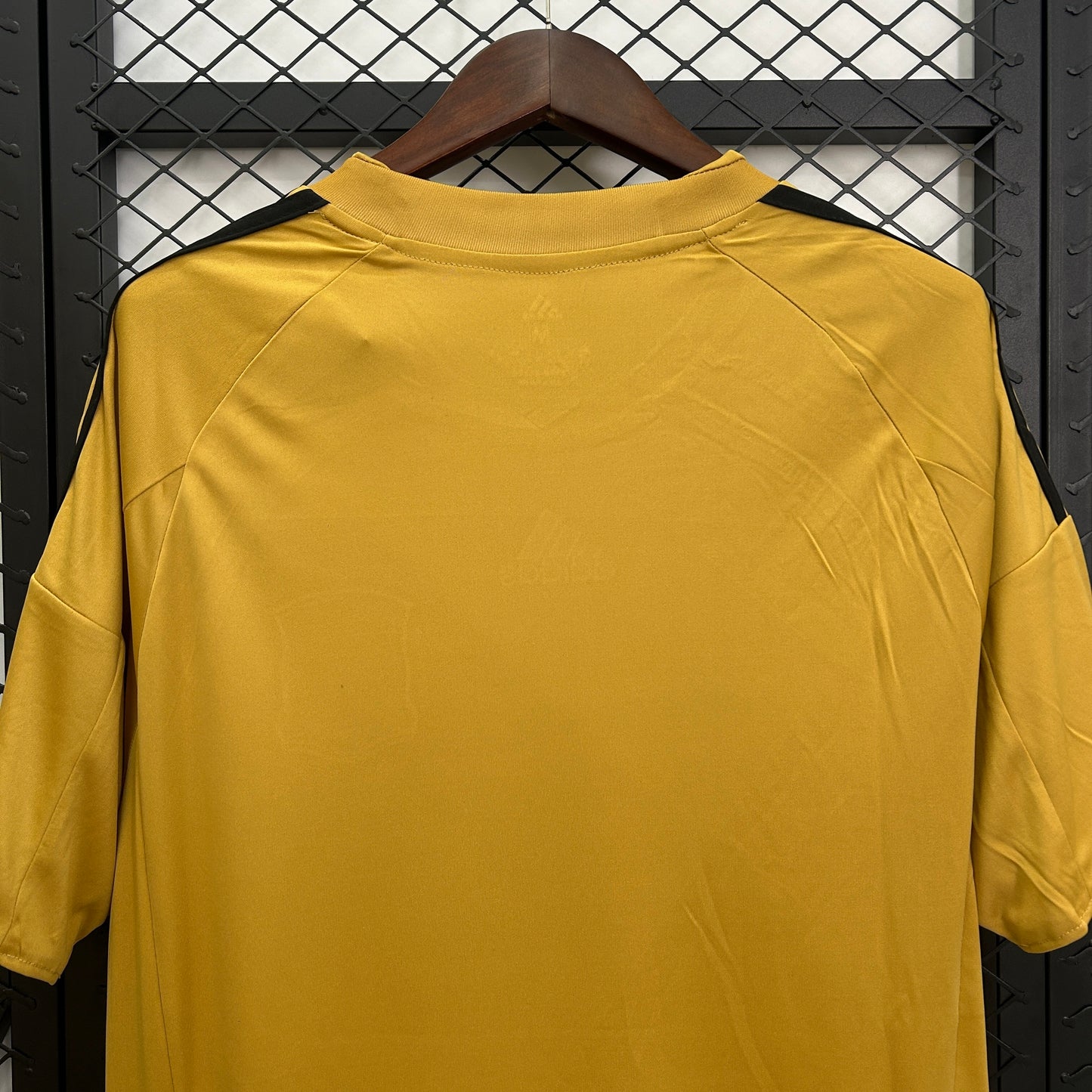 2000s Spain Retro Football Shirt | Yellow Black Home