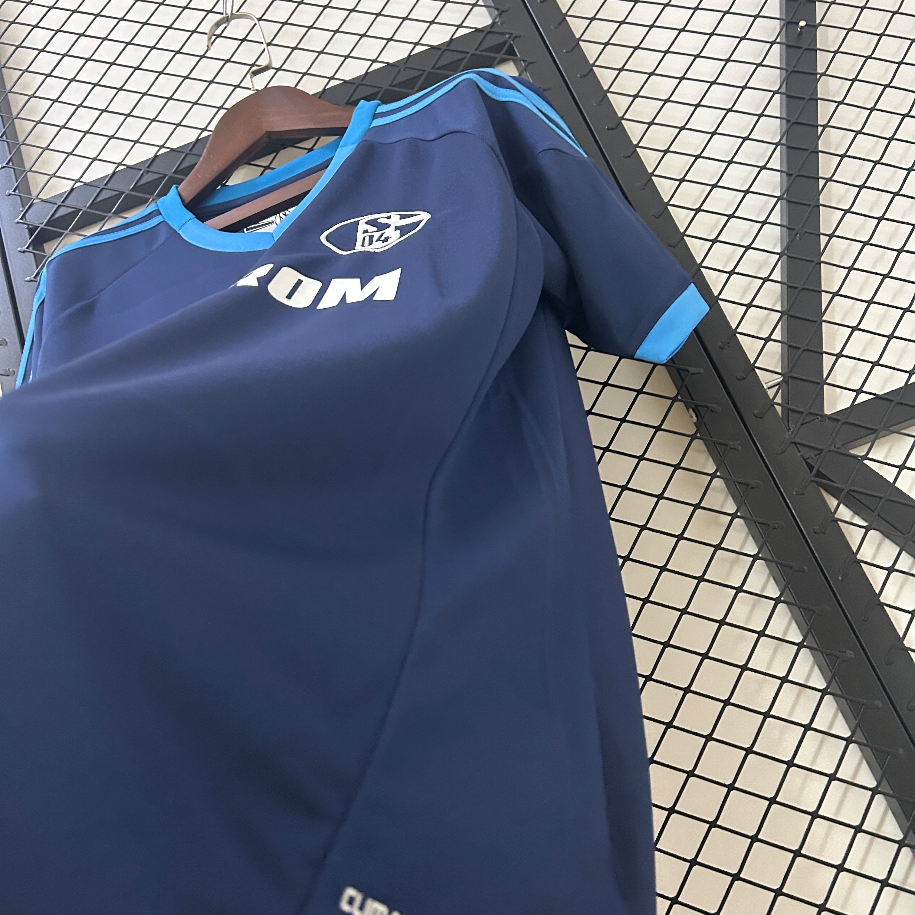2000s Schalke 04 Retro Football Shirt | Navy Blue Home