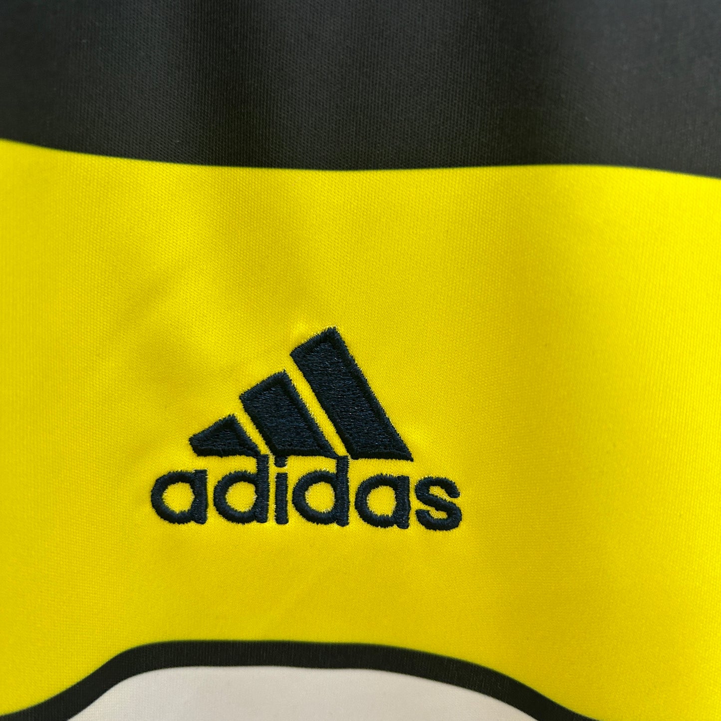 2000s Chelsea Retro Football Shirt | Yellow Black Home