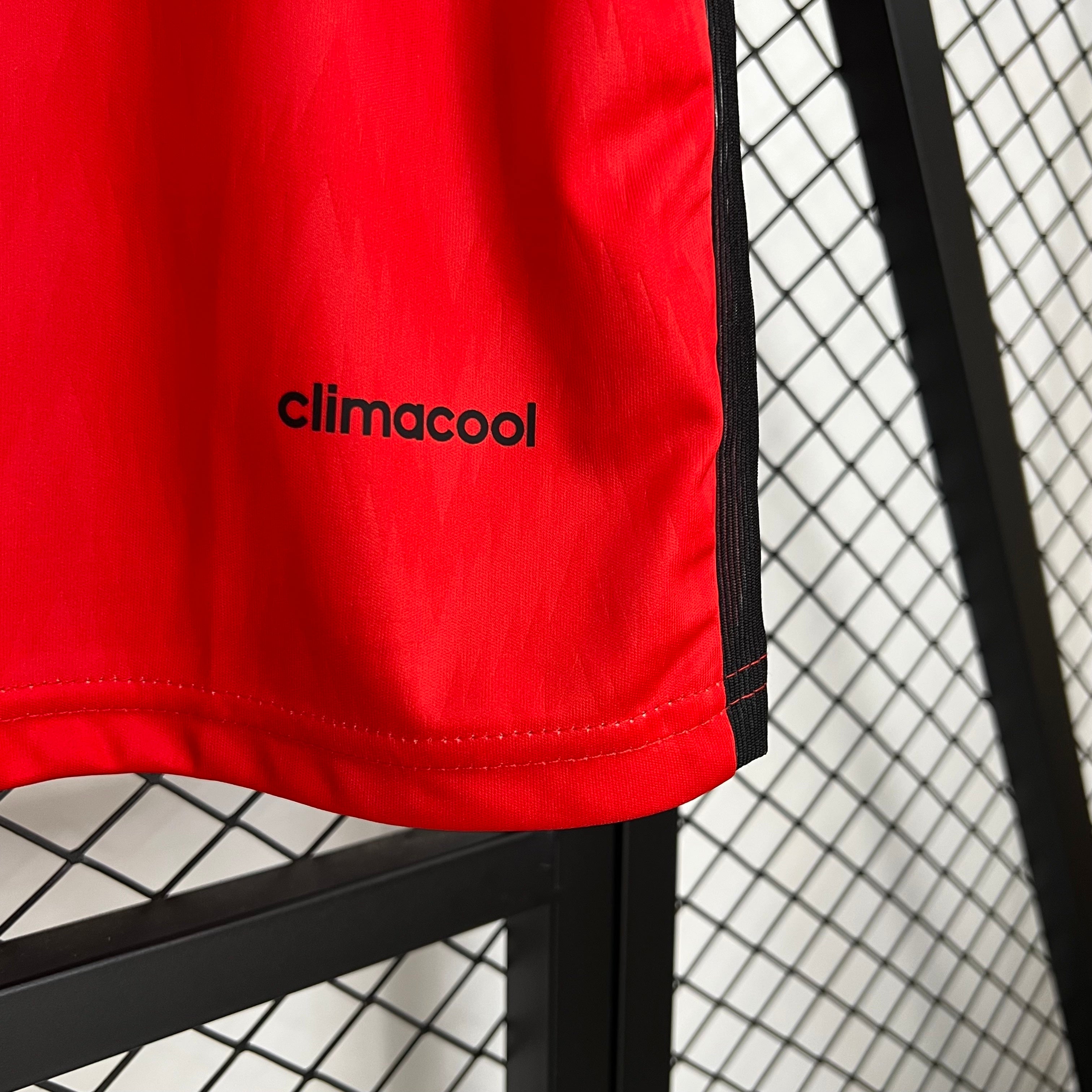 1990s Mexico Retro Football Shirt | Red Black Home