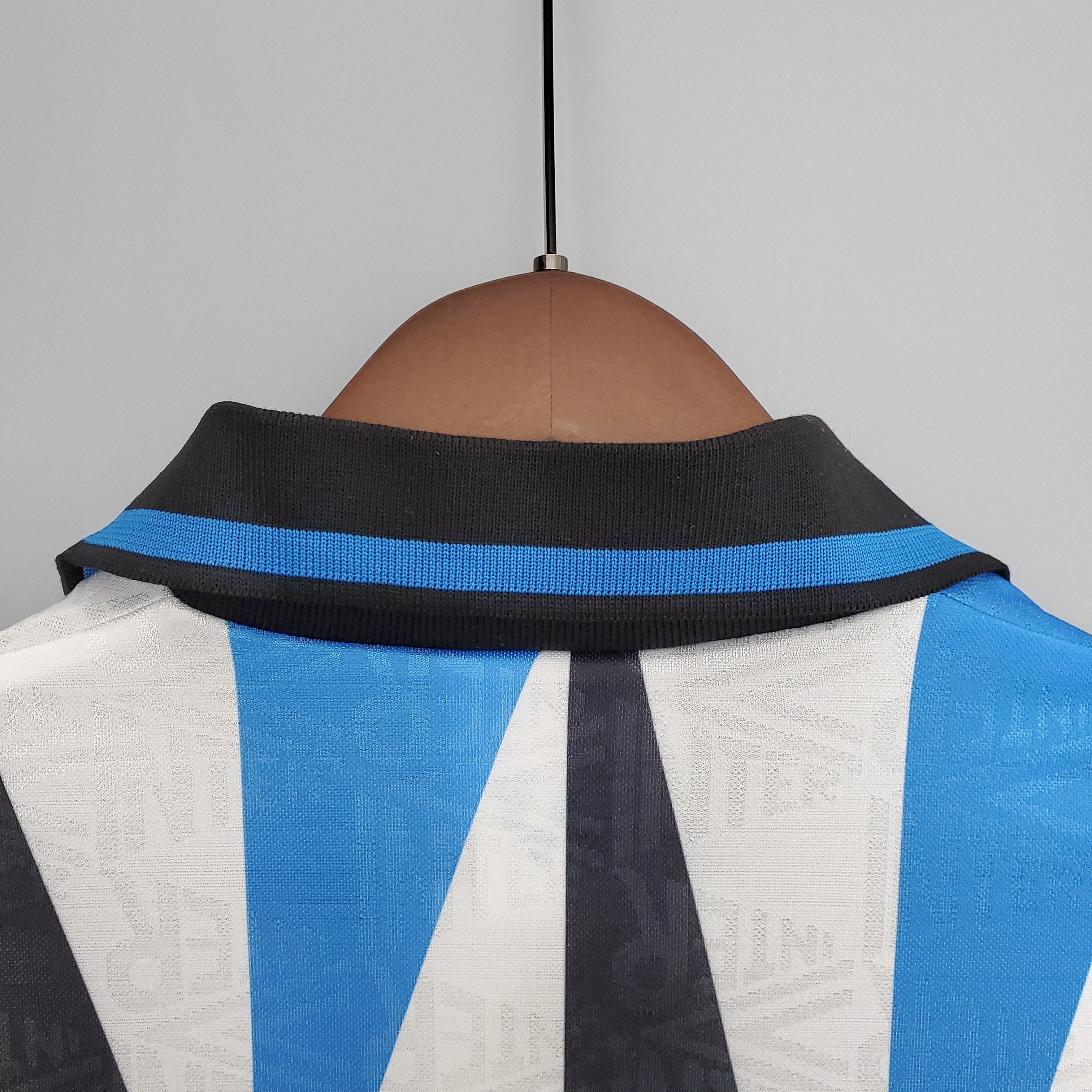 1990s Inter Milan Retro Football Shirt | White Black Blue Home