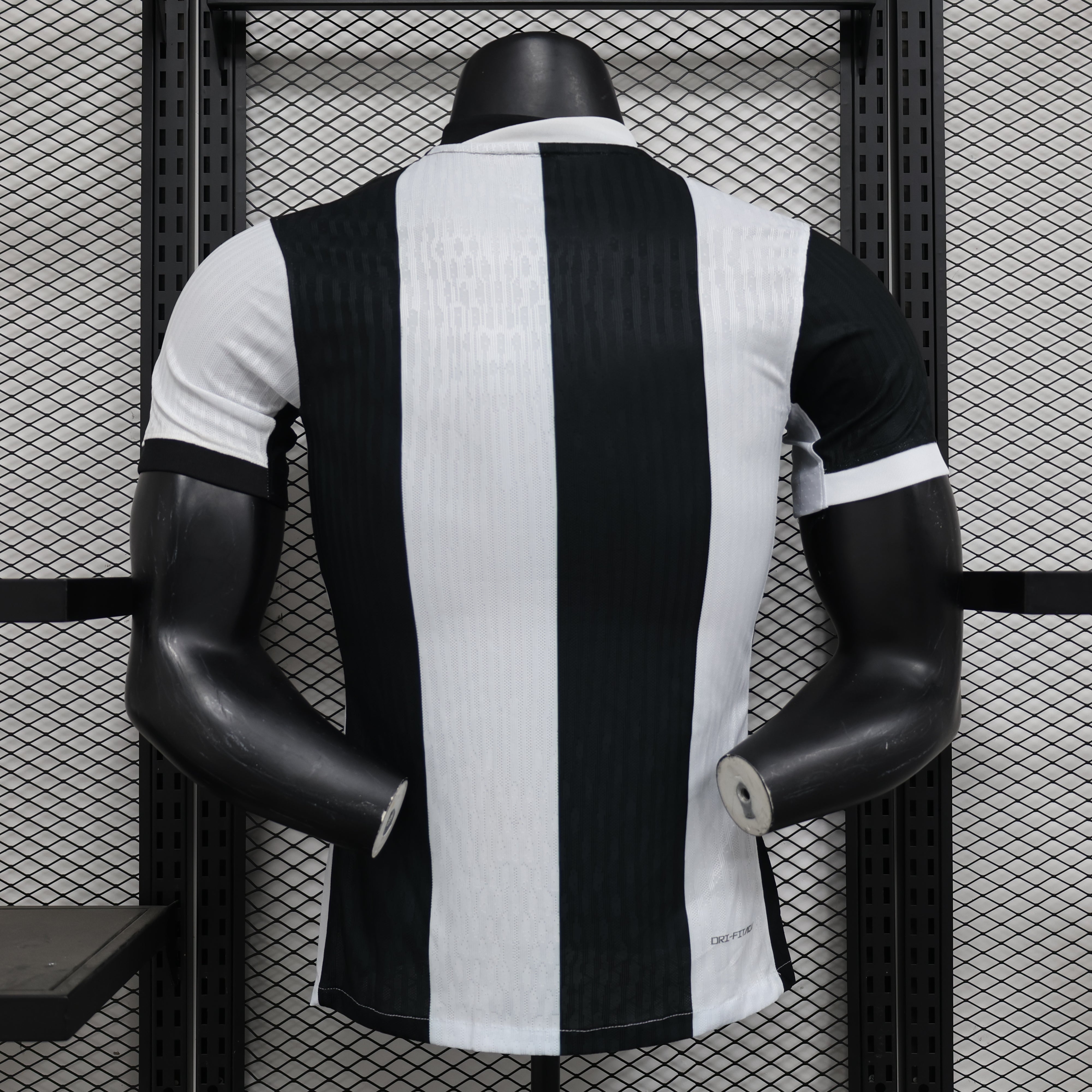 Juventus 24/25 Player Edition Football Jersey