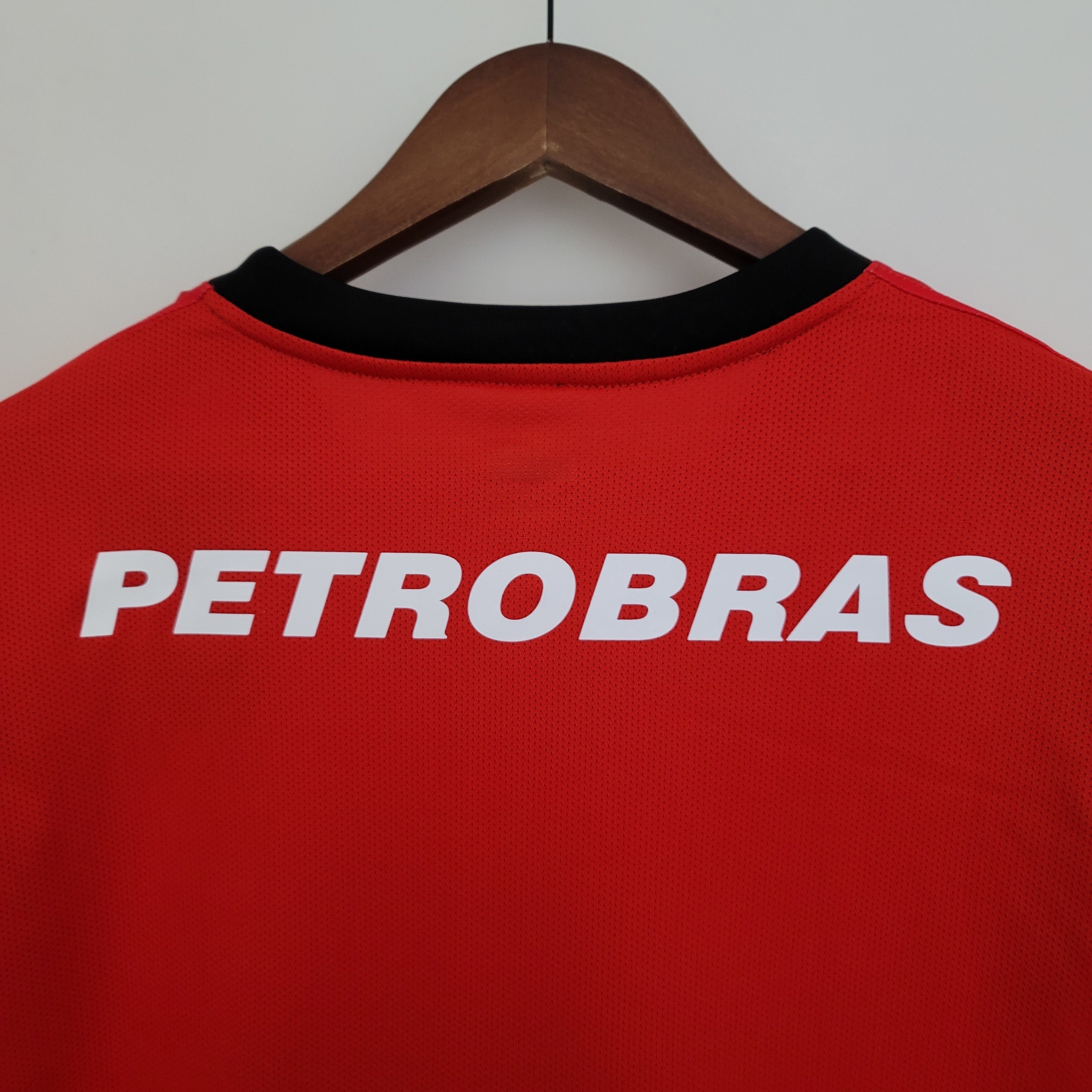 2000s Flamengo Retro Football Shirt | Red Black Home
