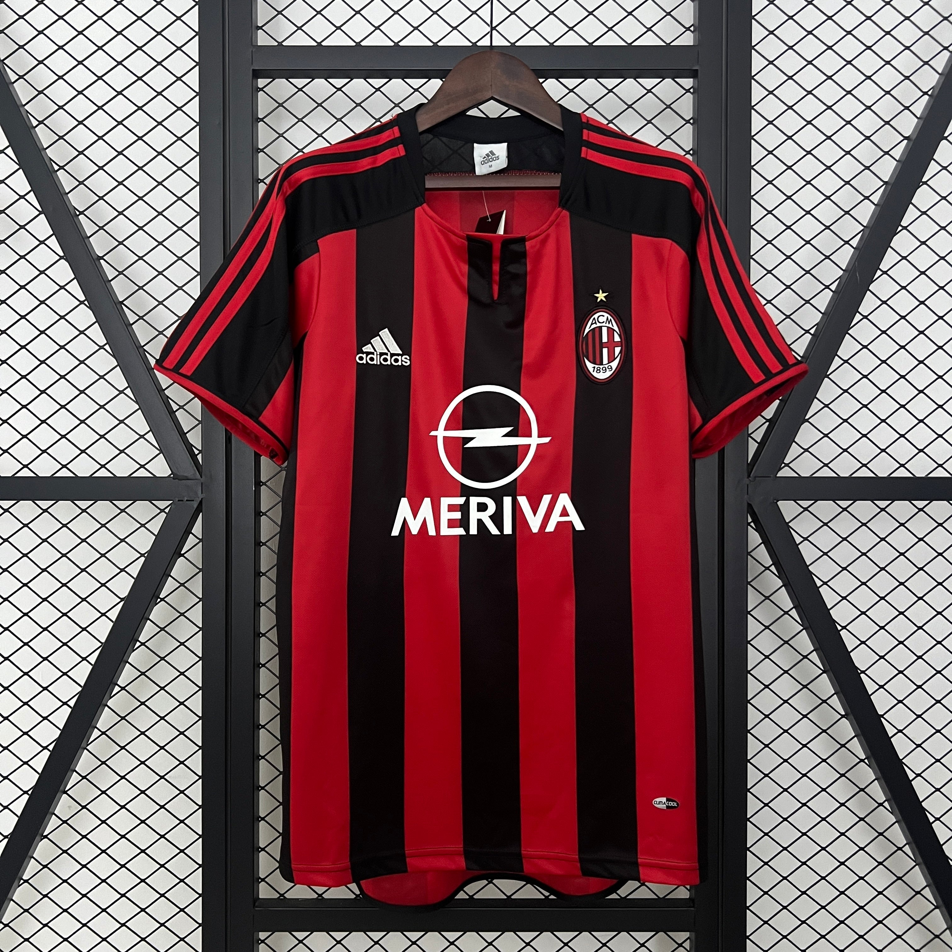 2000s AC Milan Retro Football Shirt | Red Black Home