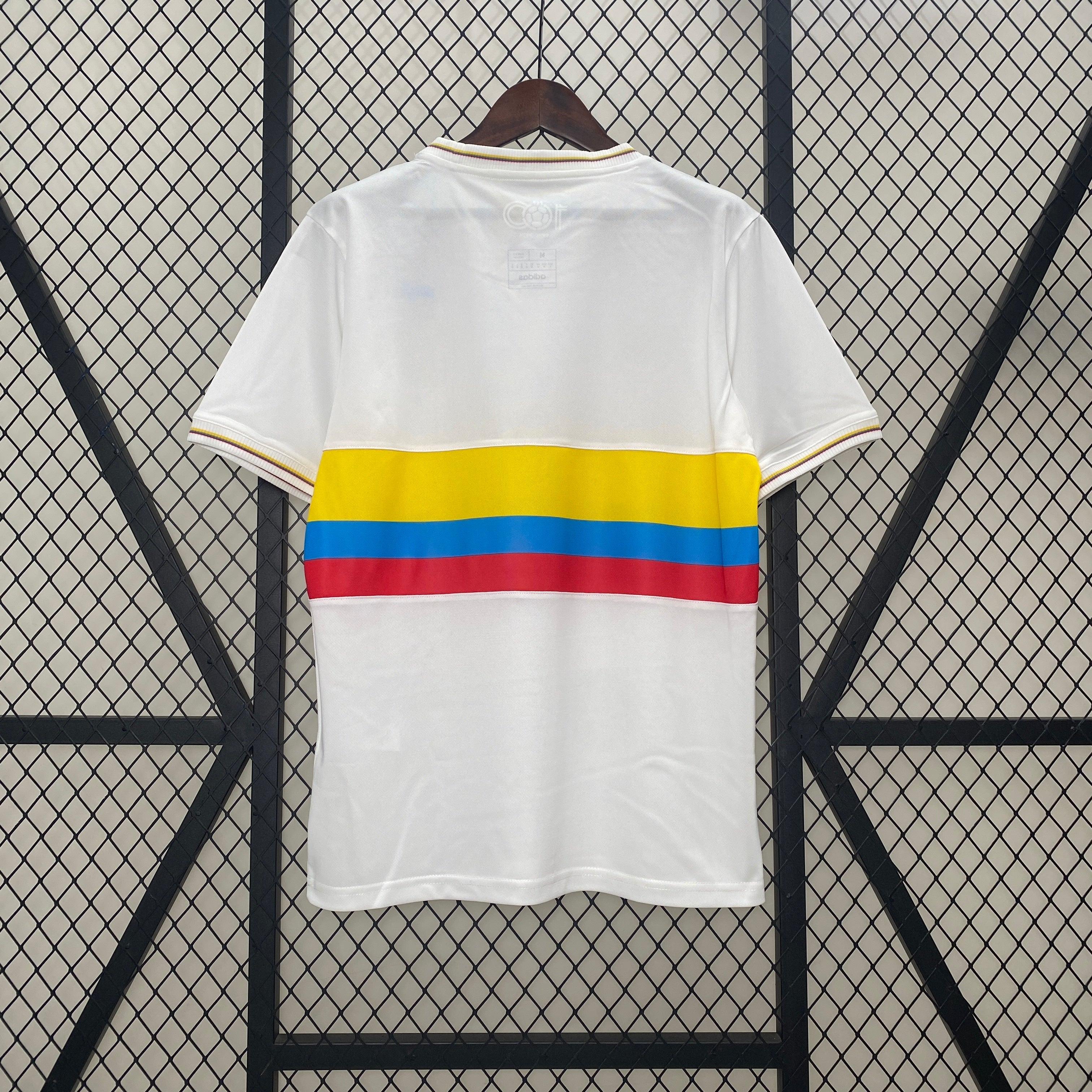 1980s Colombia Retro Football Shirt | Yellow Blue Home