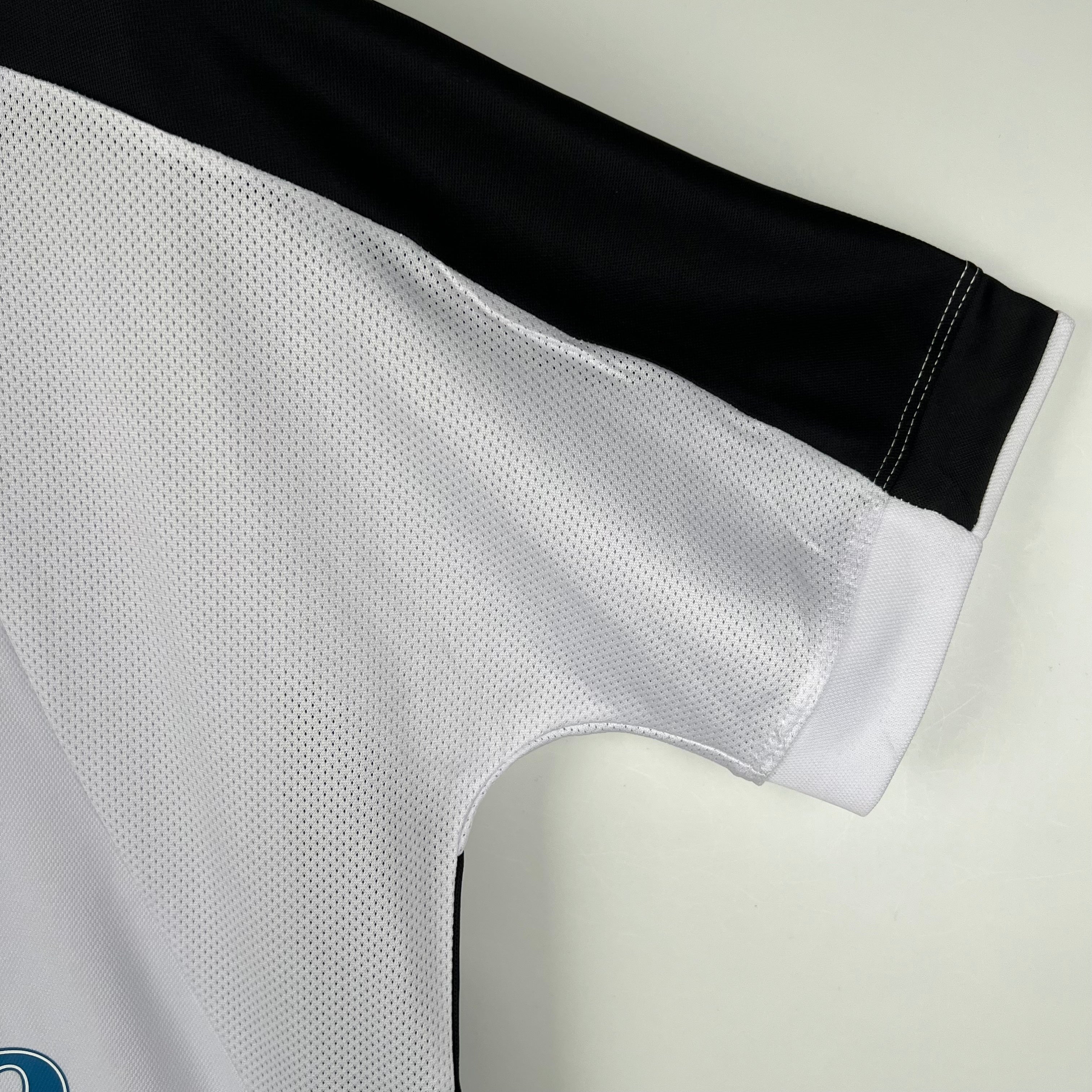2000s Corinthians Retro Football Shirt | White Black Home