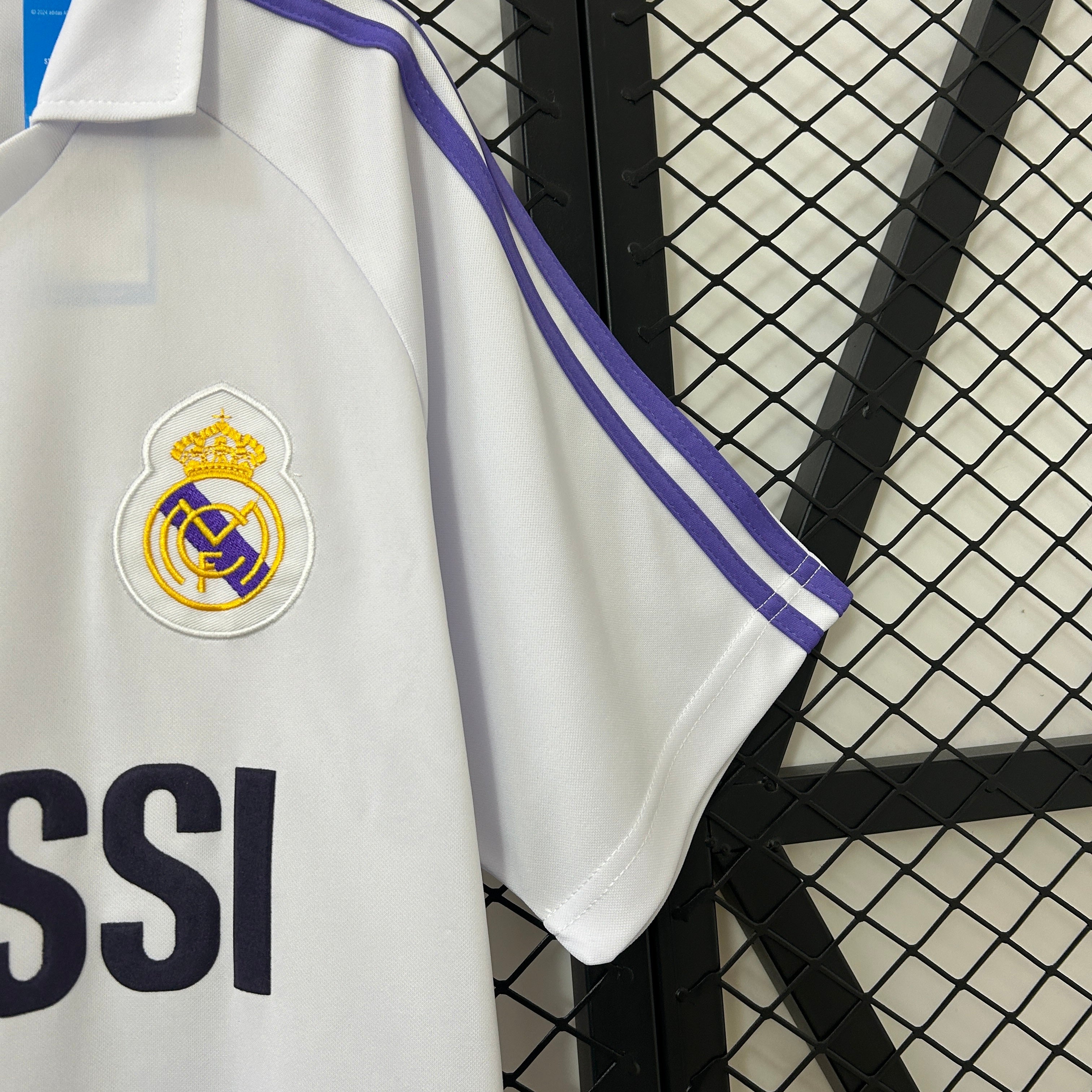 1980s Real Madrid Retro Football Shirt | White Purple Home