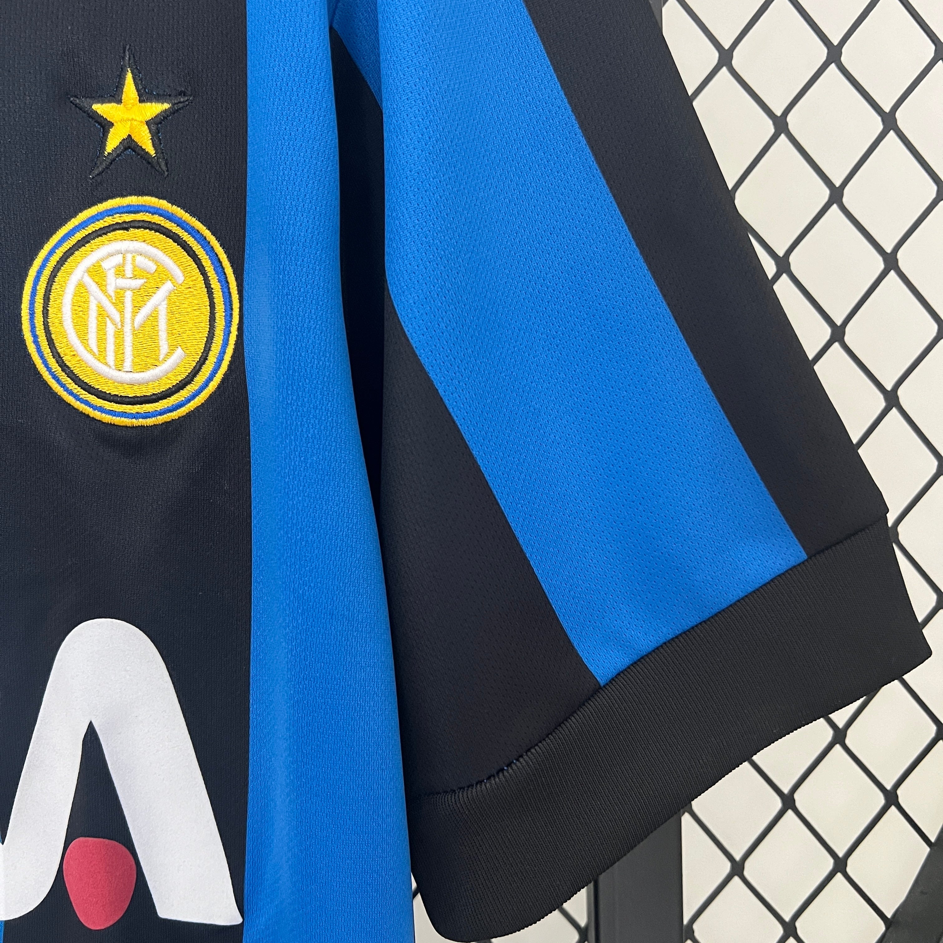 1980s Inter Milan Retro Football Shirt | Blue Black Home