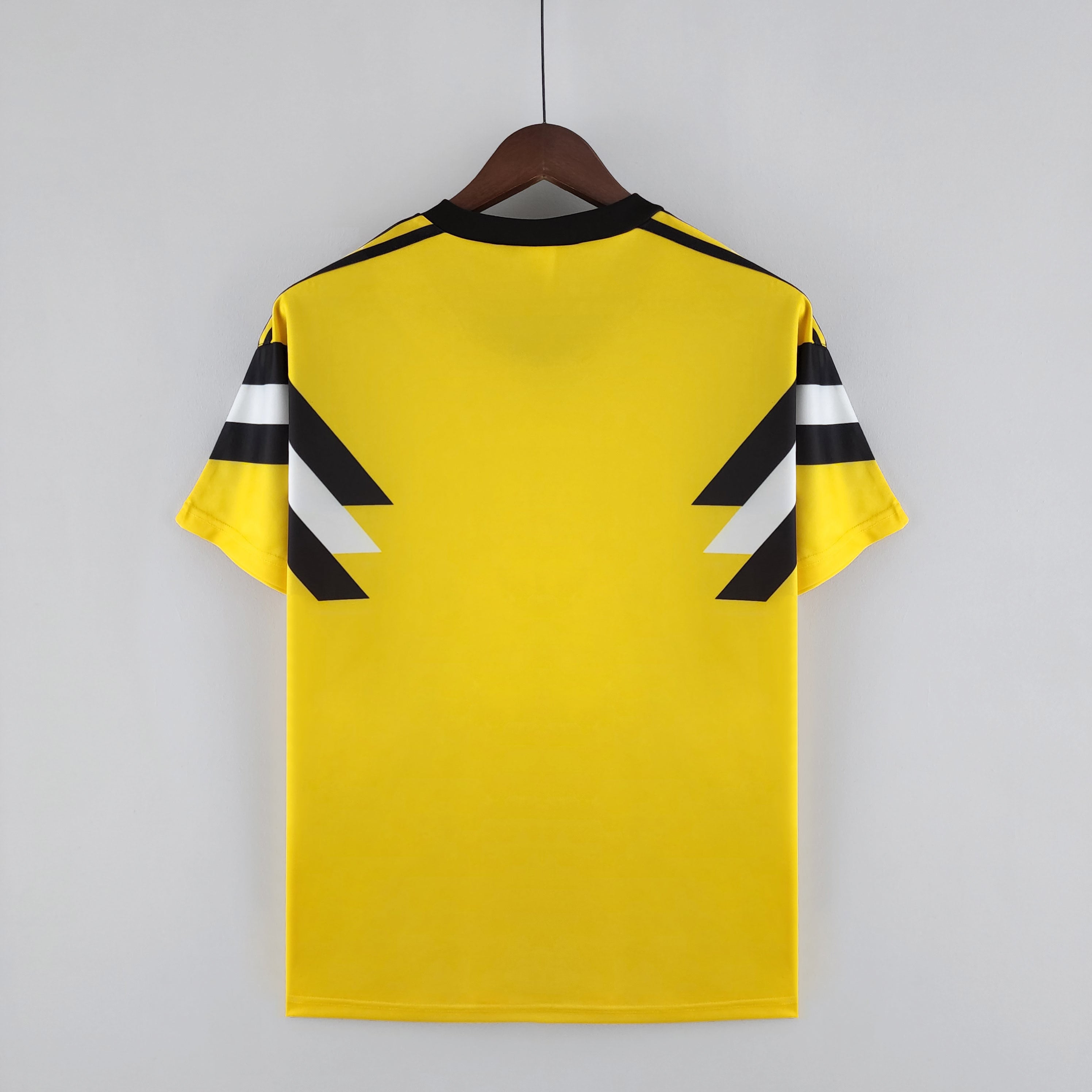 1990s Borussia Dortmund Retro Football Shirt | Yellow Black Home
