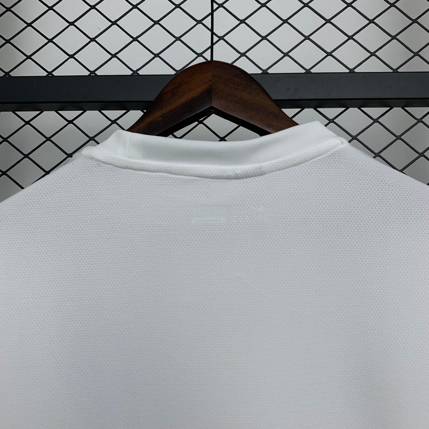 2010s Manchester City Retro Football Shirt | White Navy Home