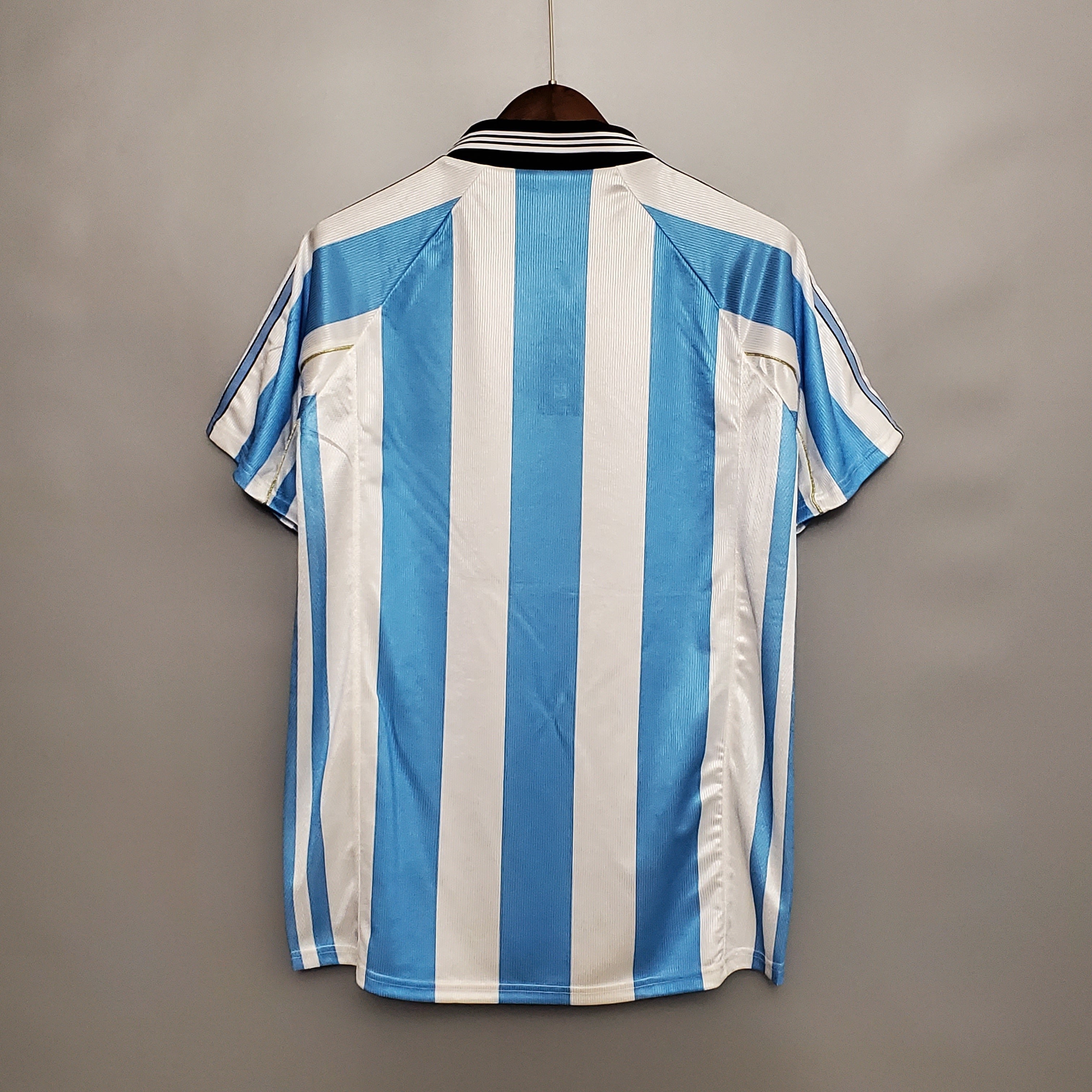 1990s Argentina Retro Football Shirt | Sky Blue White Home