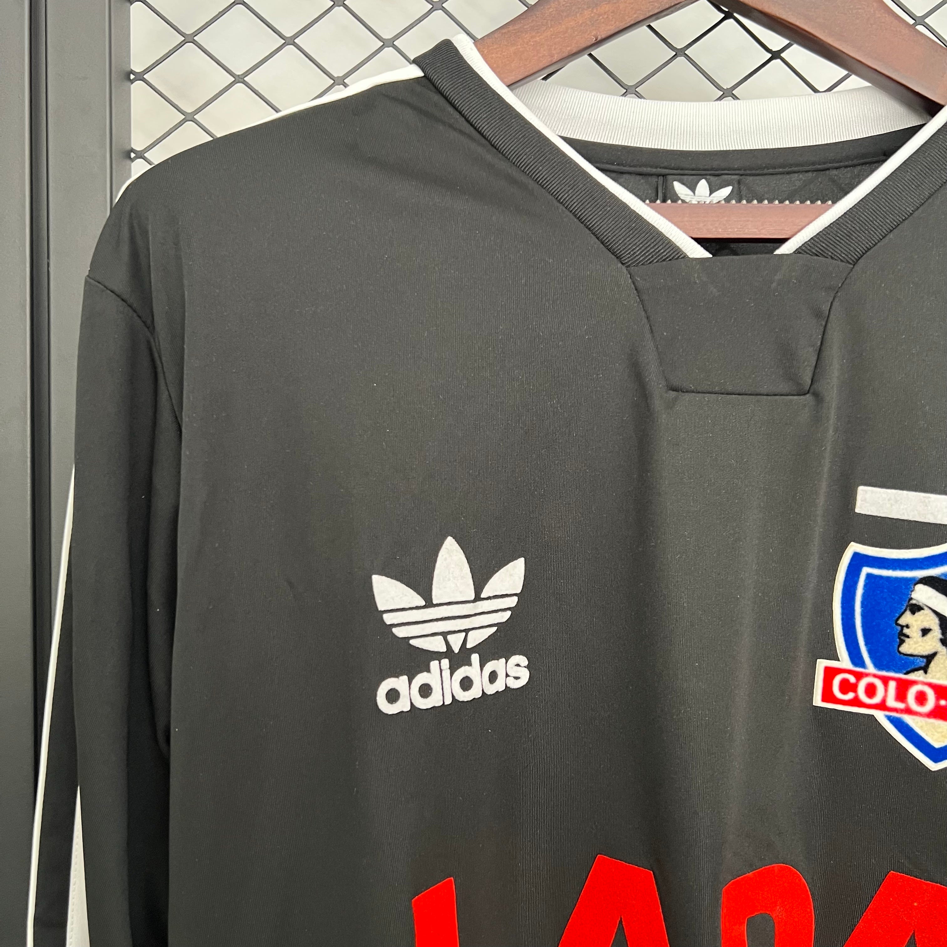 1990s Colo-Colo Retro Football Shirt | Black White Home