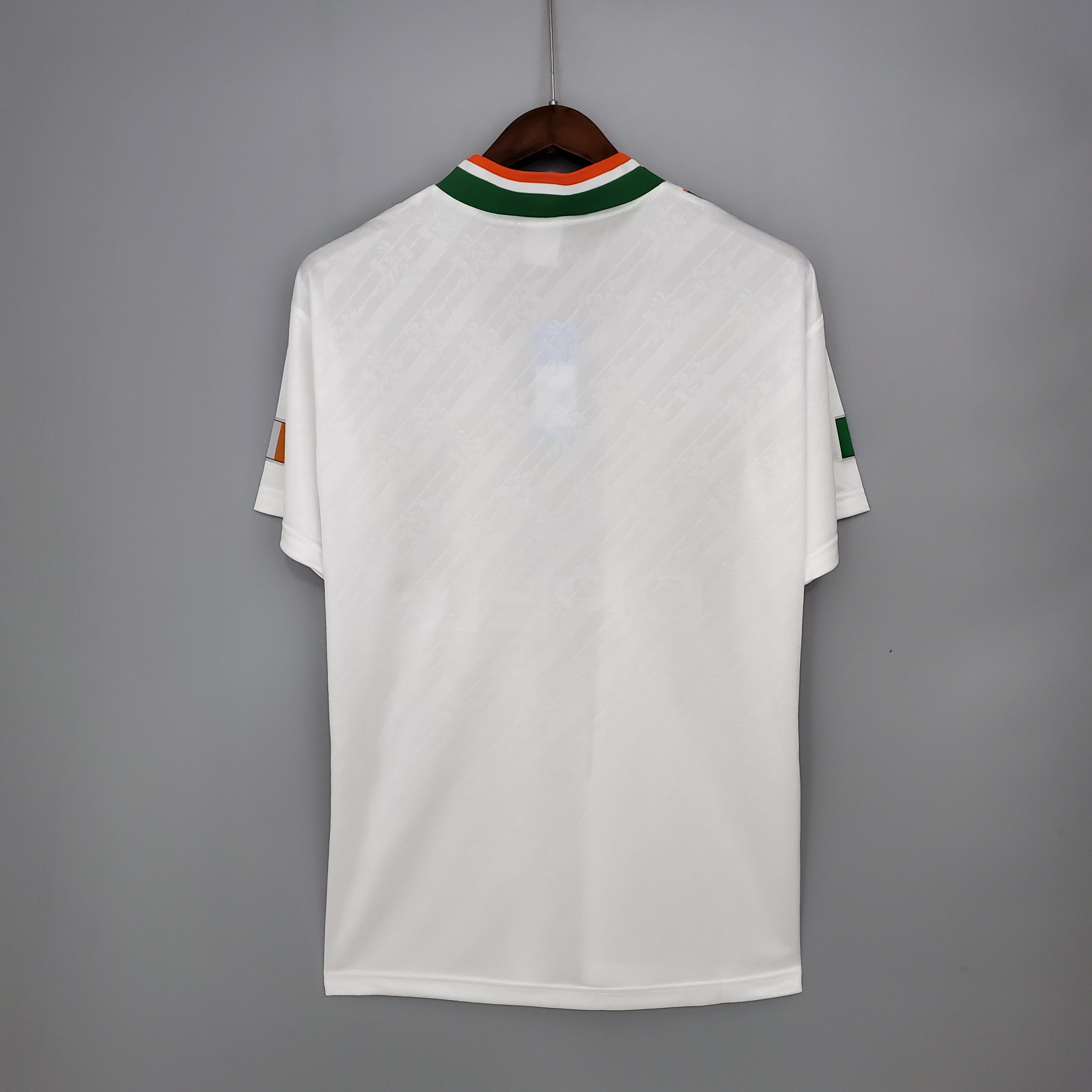 1990s Ireland Retro Football Shirt | Green White Home