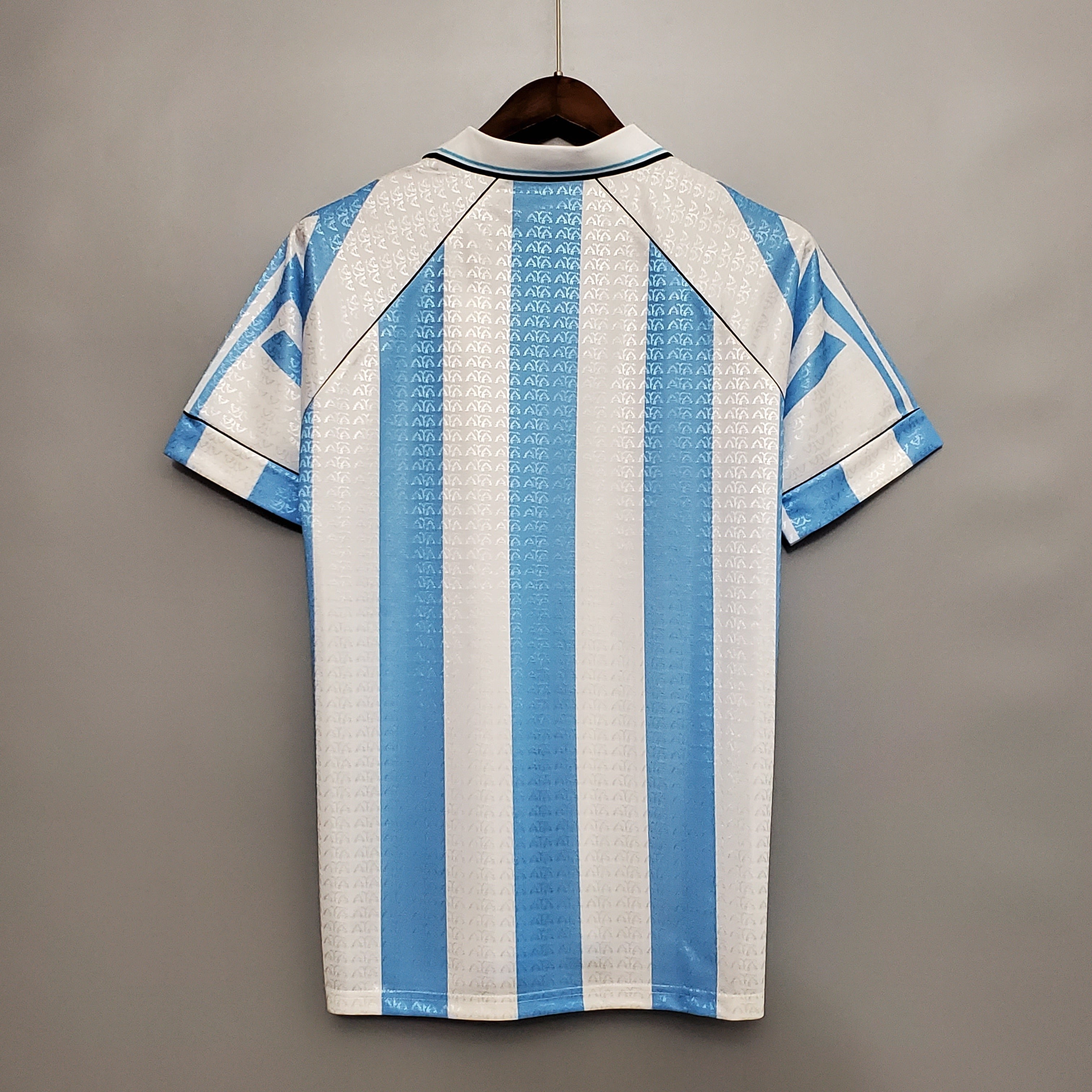 1990s Argentina Retro Football Shirt | Sky Blue White Home