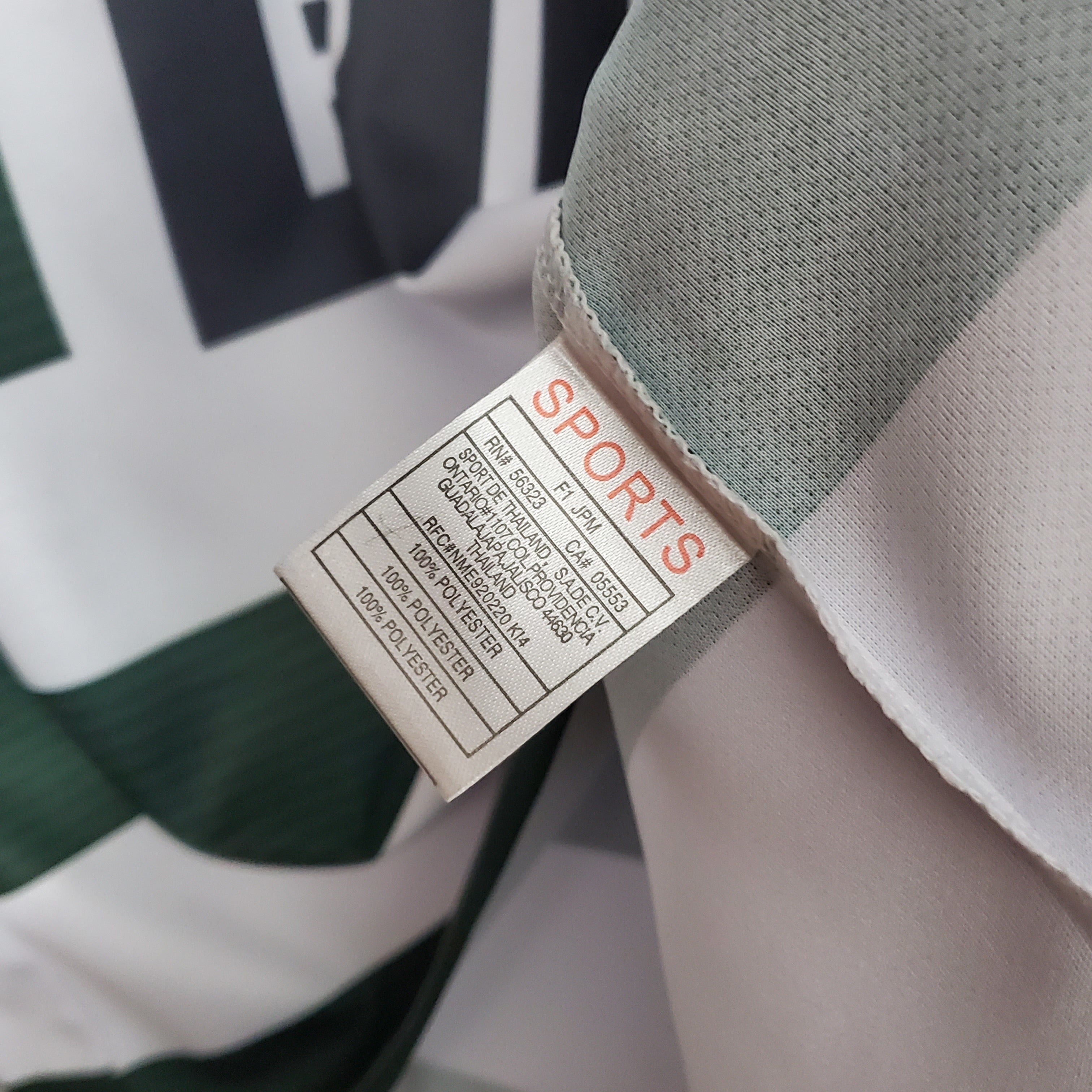 1990s Sporting CP Retro Football Shirt | Green White Home