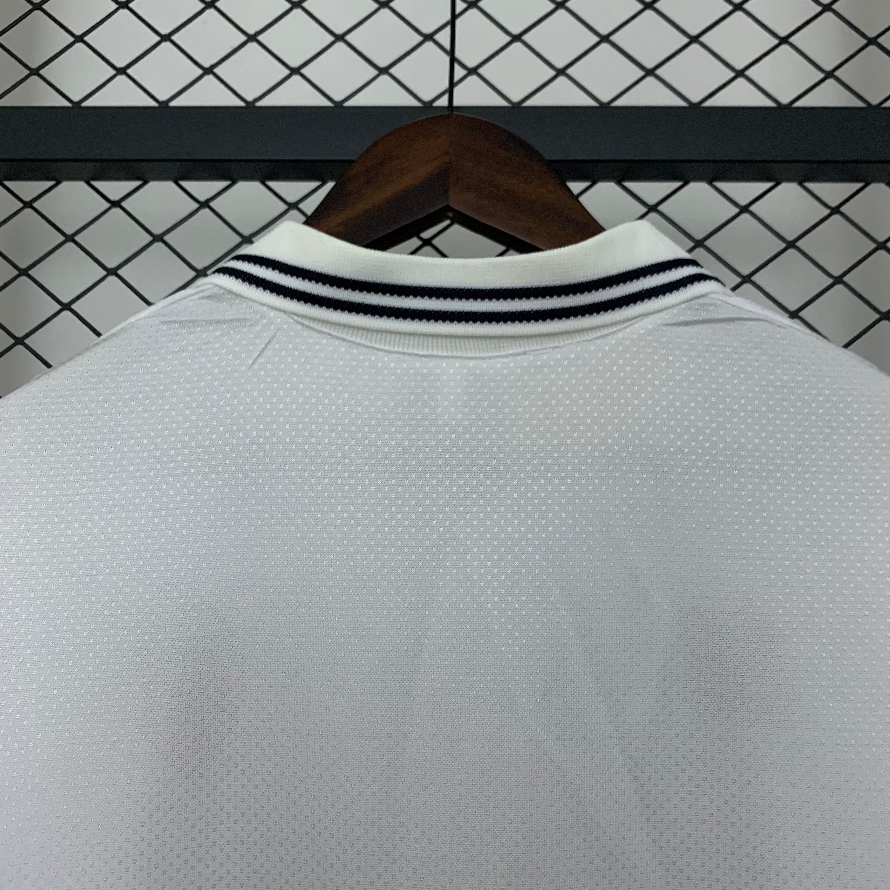 1990s Valencia Retro Football Shirt | White Black Home