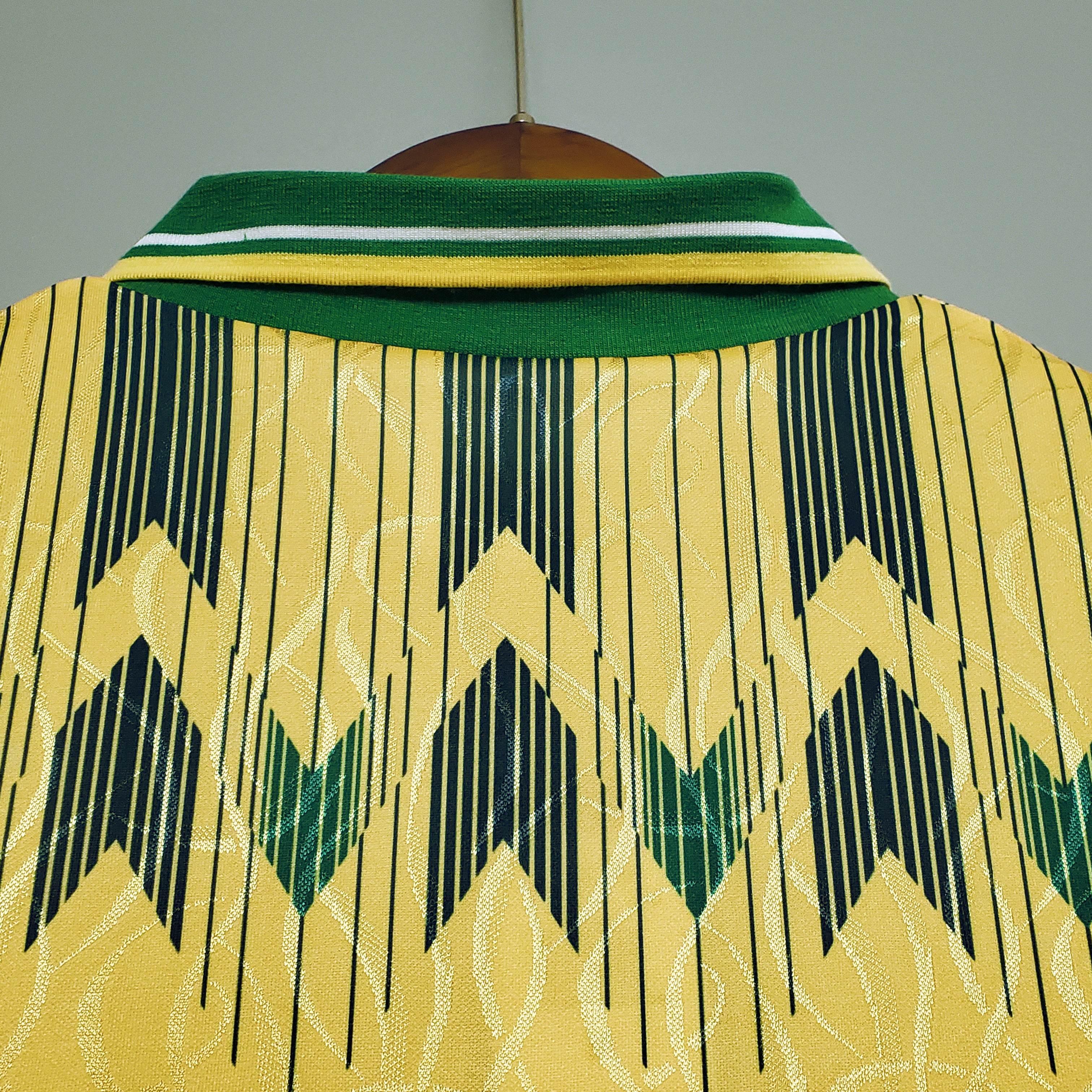 1990s Celtic Retro Football Shirt | Yellow Green Home