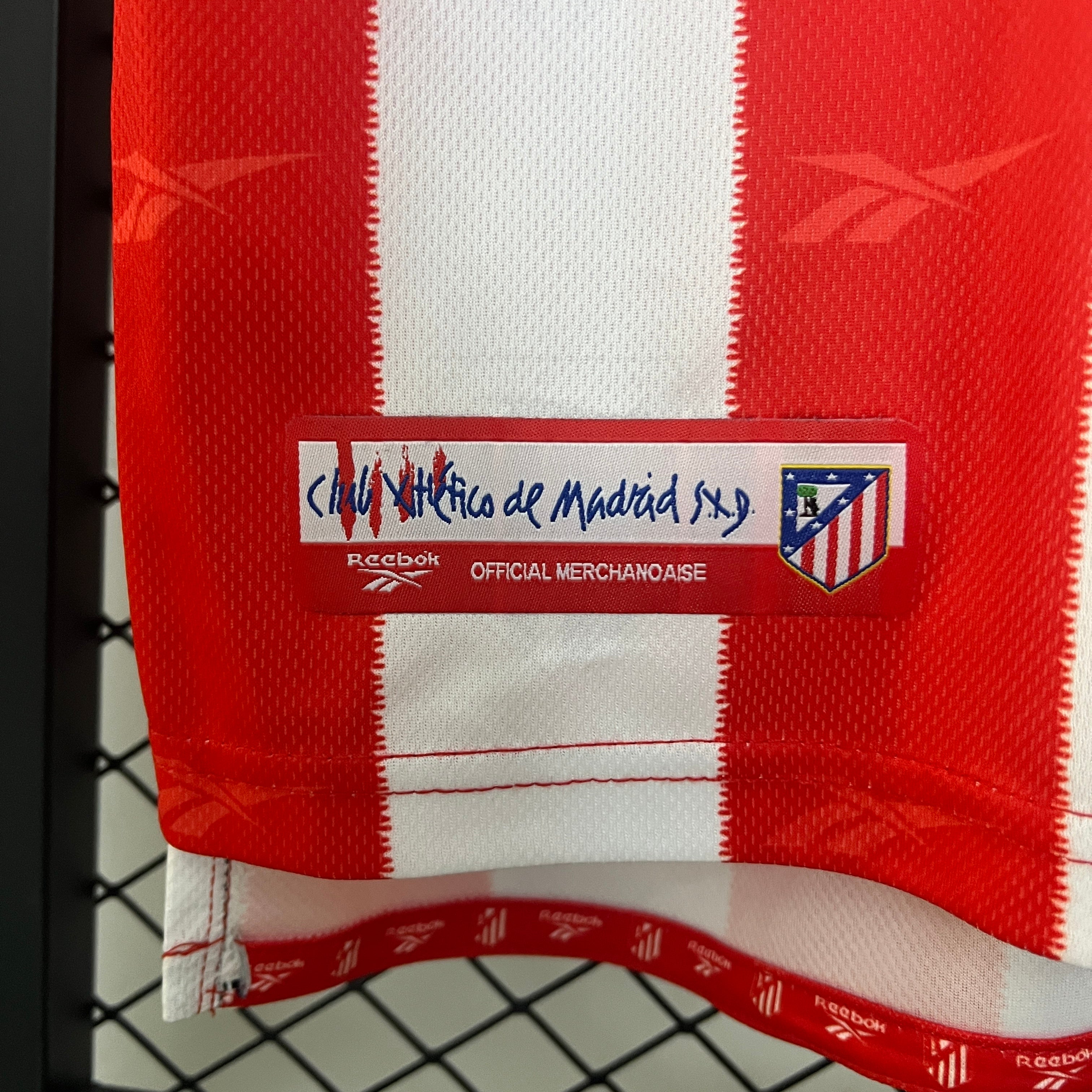1990s Atletico Madrid Retro Football Shirt | Red White Home