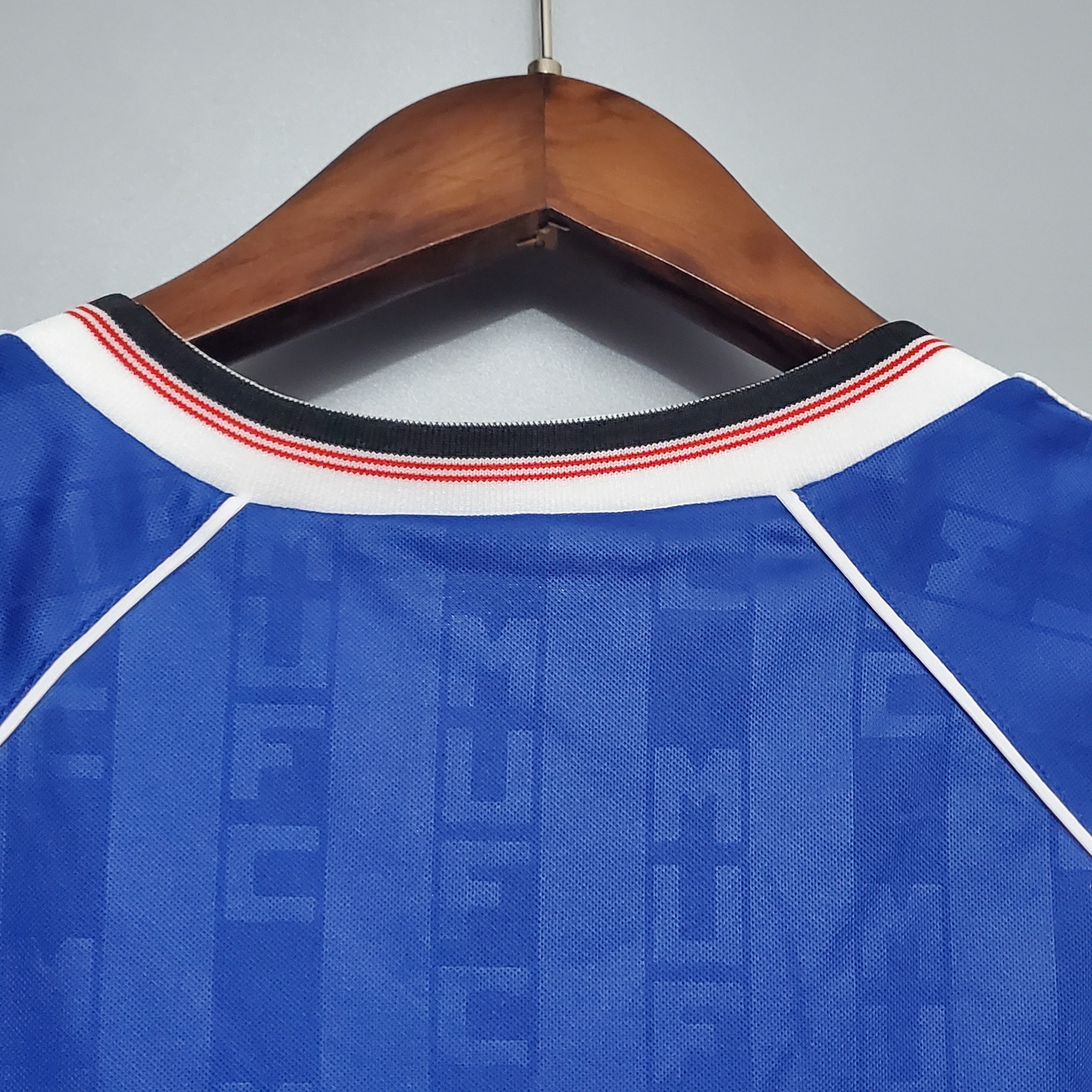 1990s Manchester United Retro Football Shirt | Blue White Home
