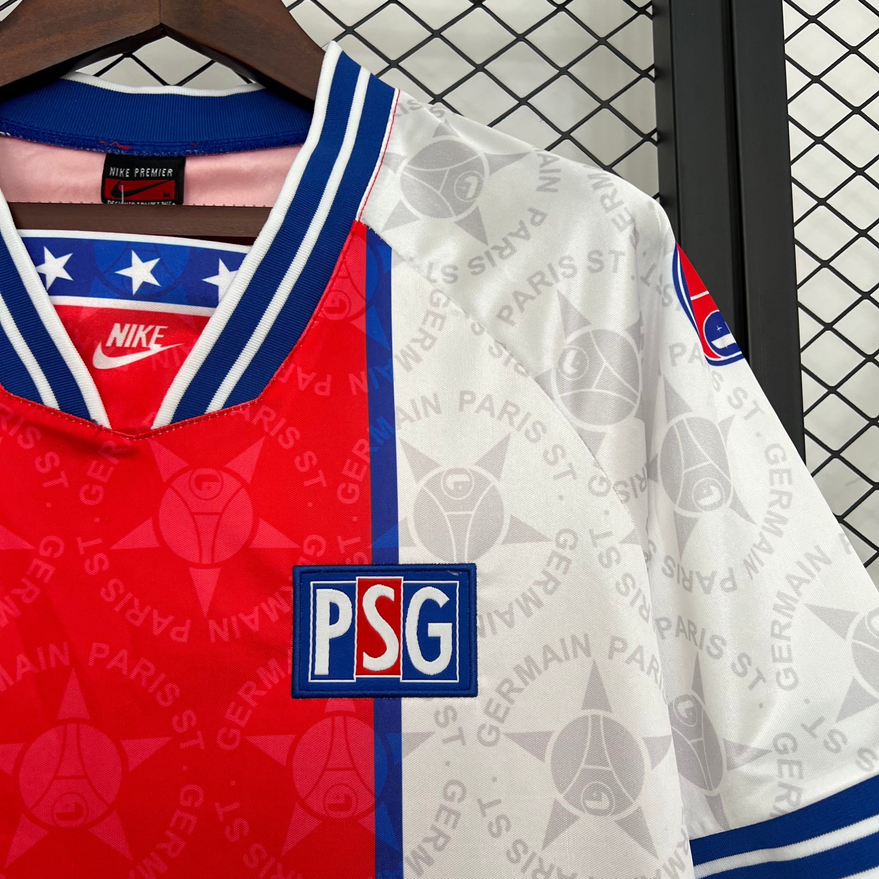1990s Paris Saint-Germain Retro Football Shirt | White Red Home