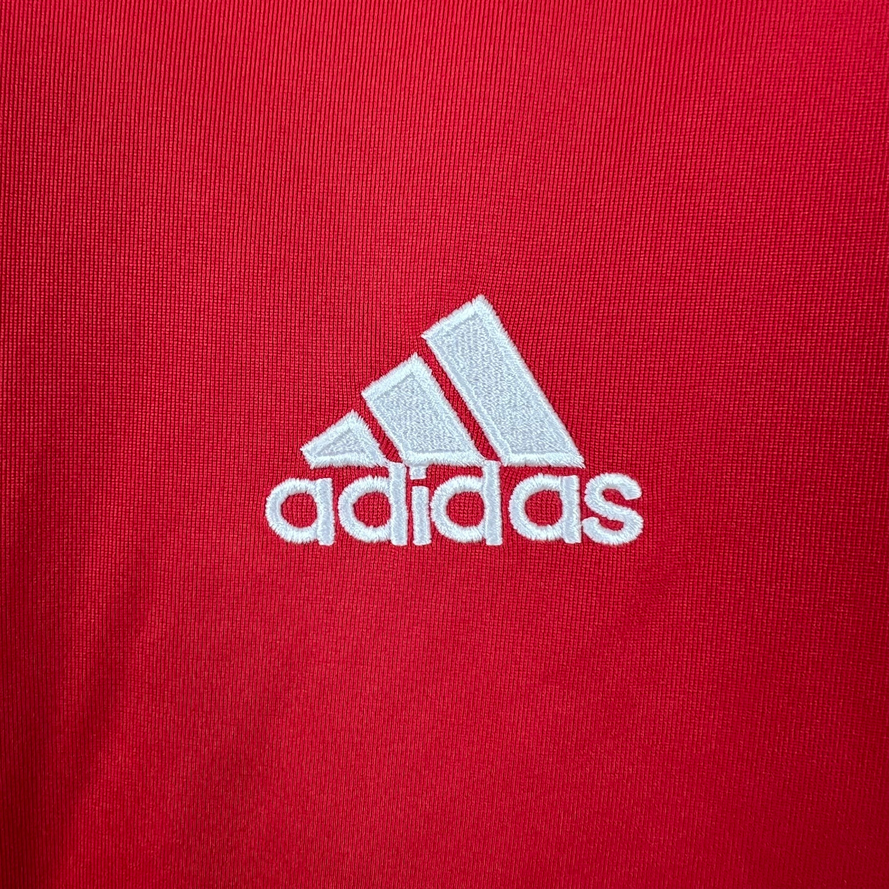 2000s Real Madrid Retro Football Shirt | Red White Home