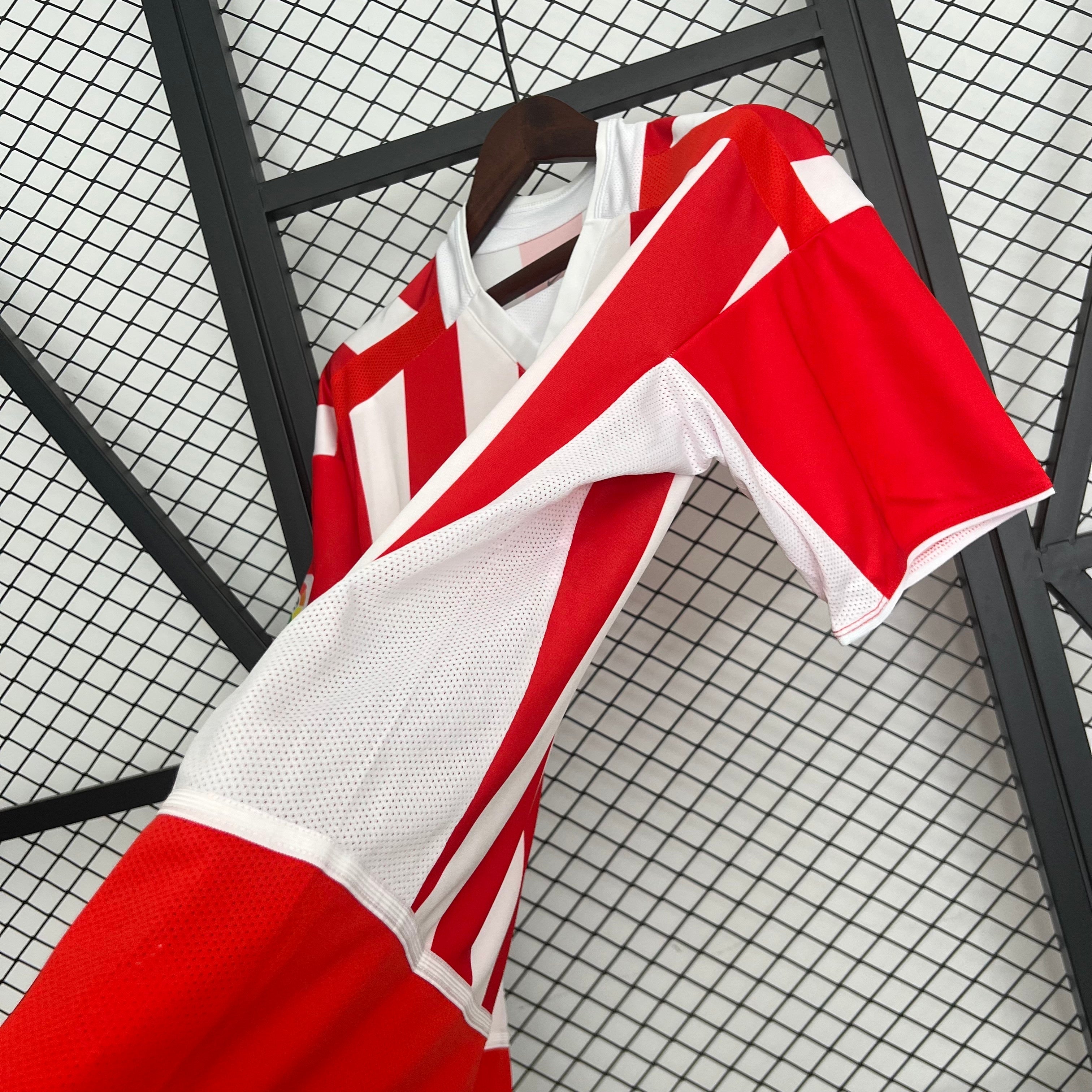 2000s Atletico Madrid Retro Football Shirt | Red White Home