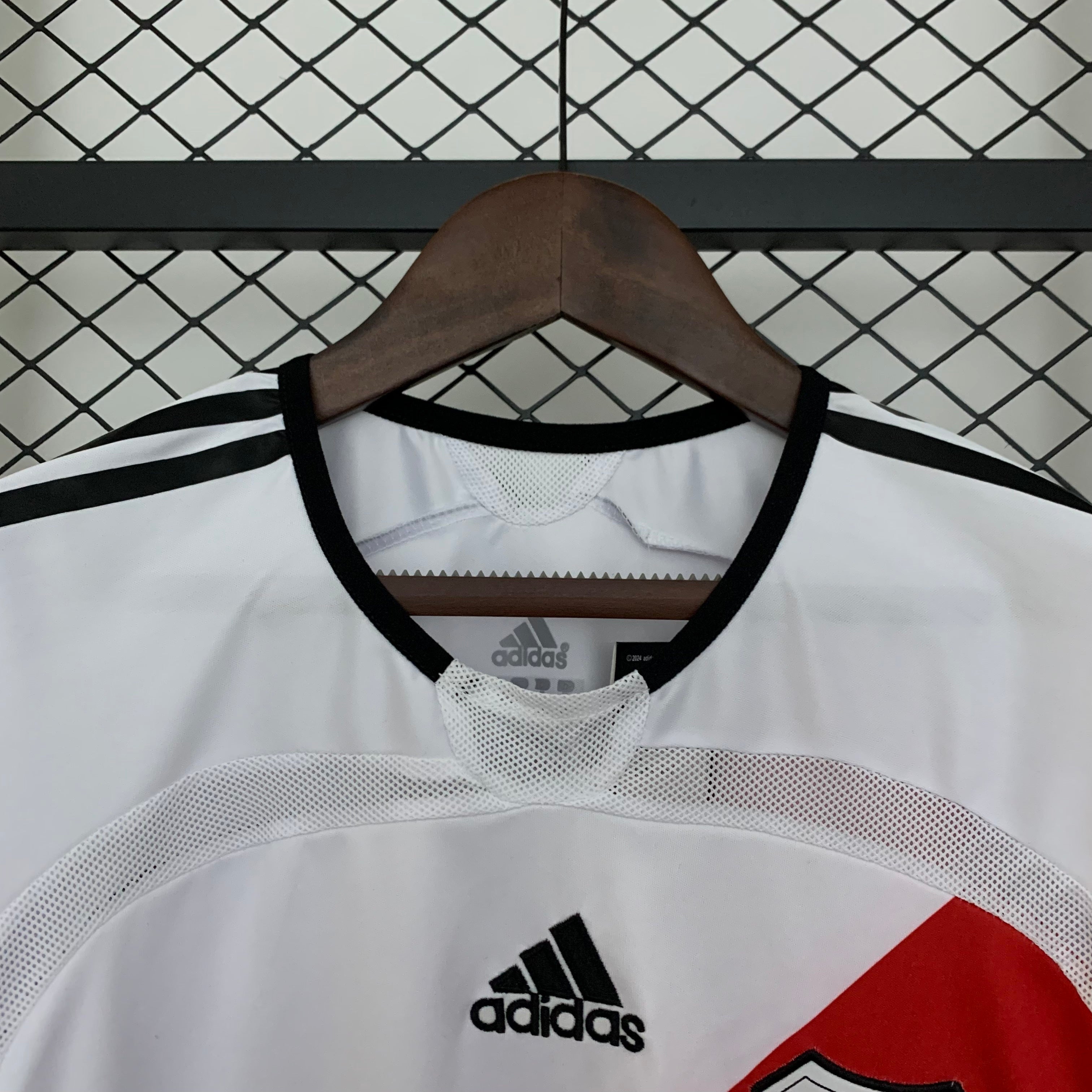 2000s River Plate Retro Football Shirt | White Red Home