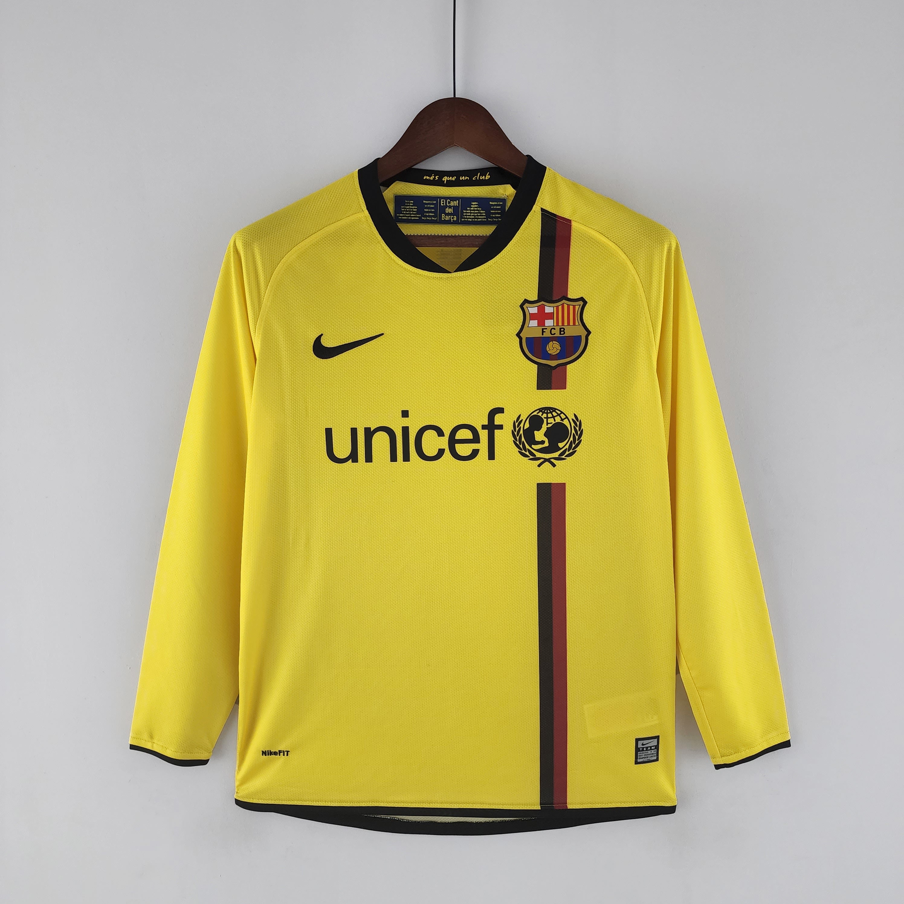 2000s Barcelona Retro Football Shirt | Yellow Black Away