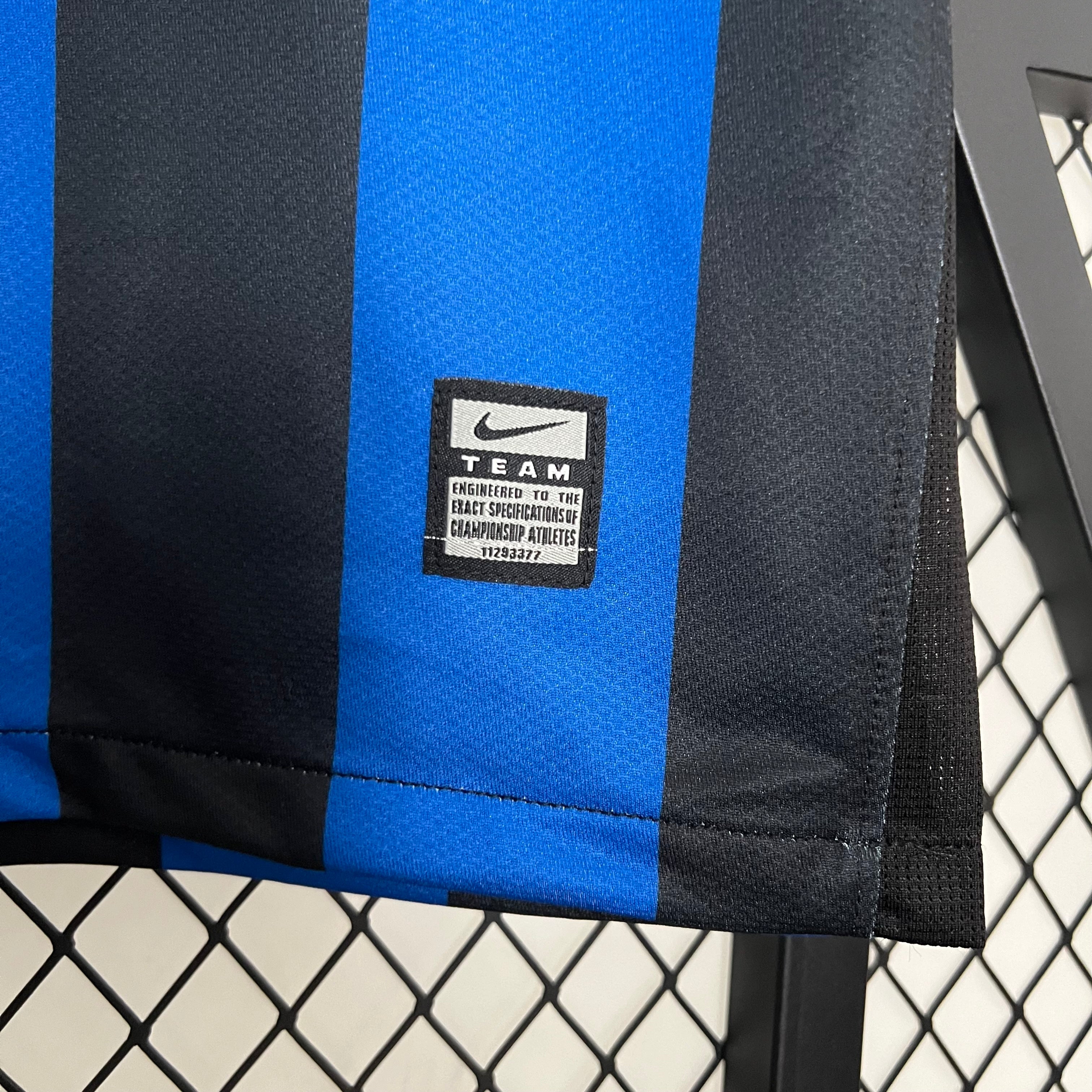 2010s Inter Milan Retro Football Shirt | Blue Black Home