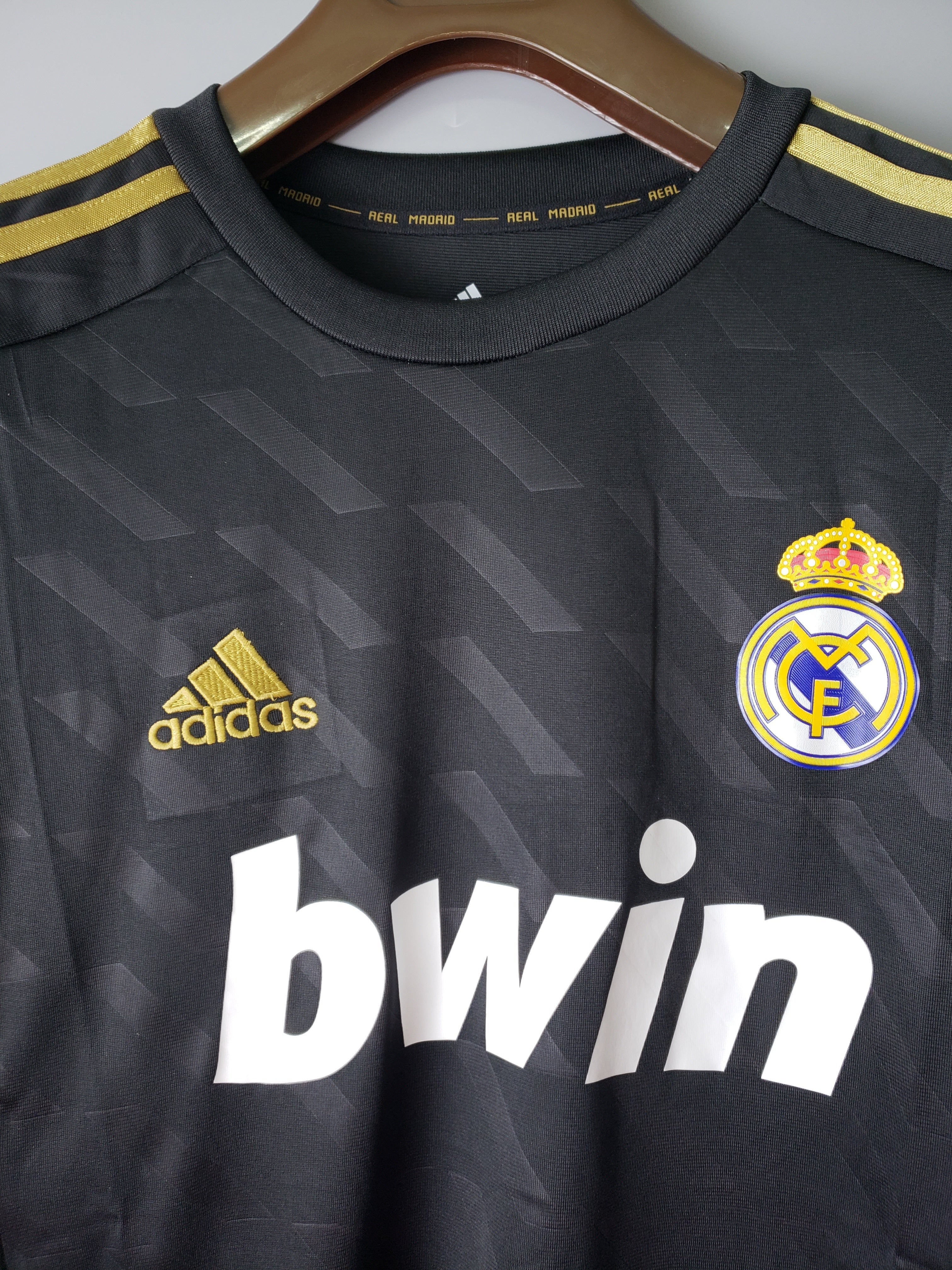 2010s Real Madrid Retro Football Shirt | Black Gold Home
