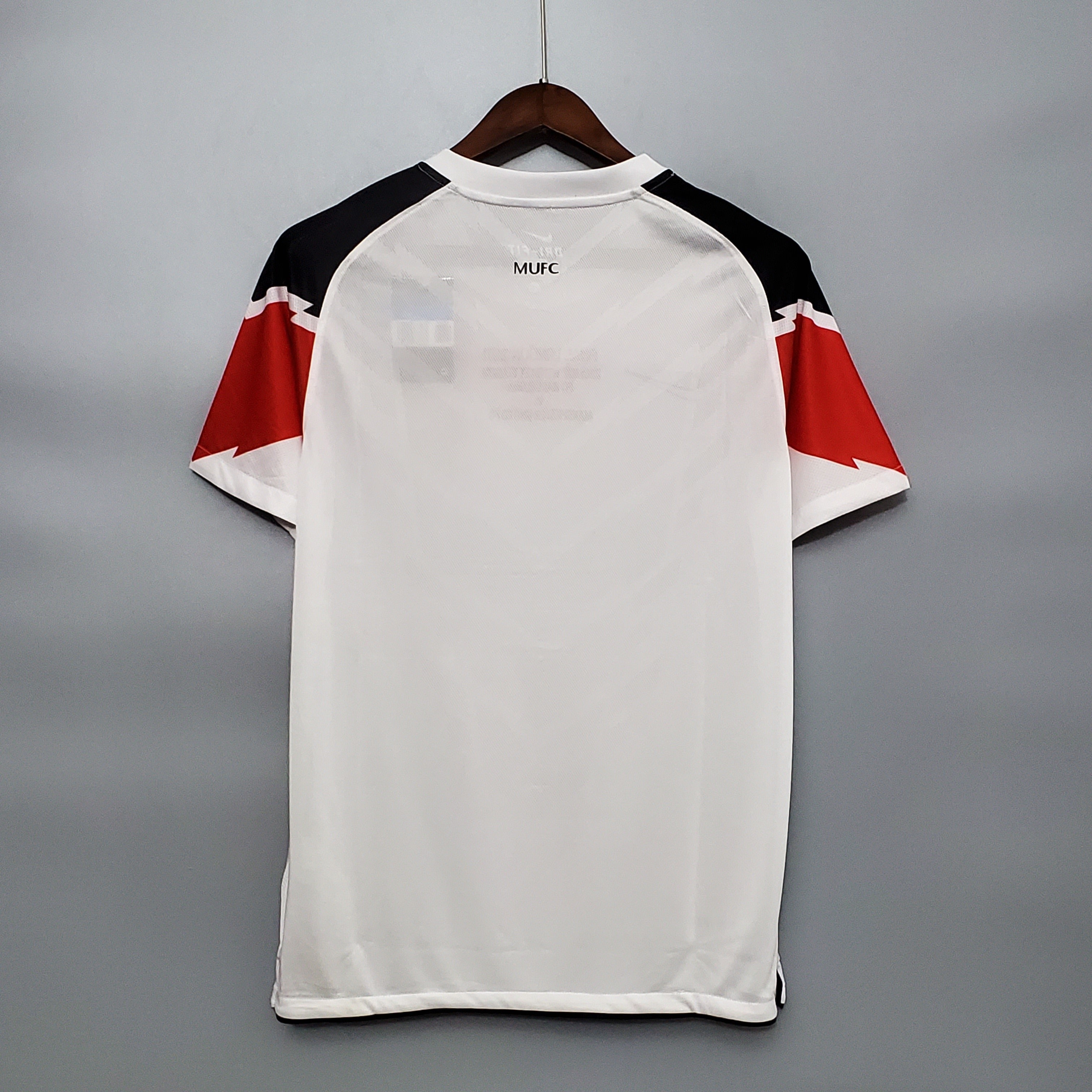 2010s Manchester United Retro Football Shirt | White Red Home