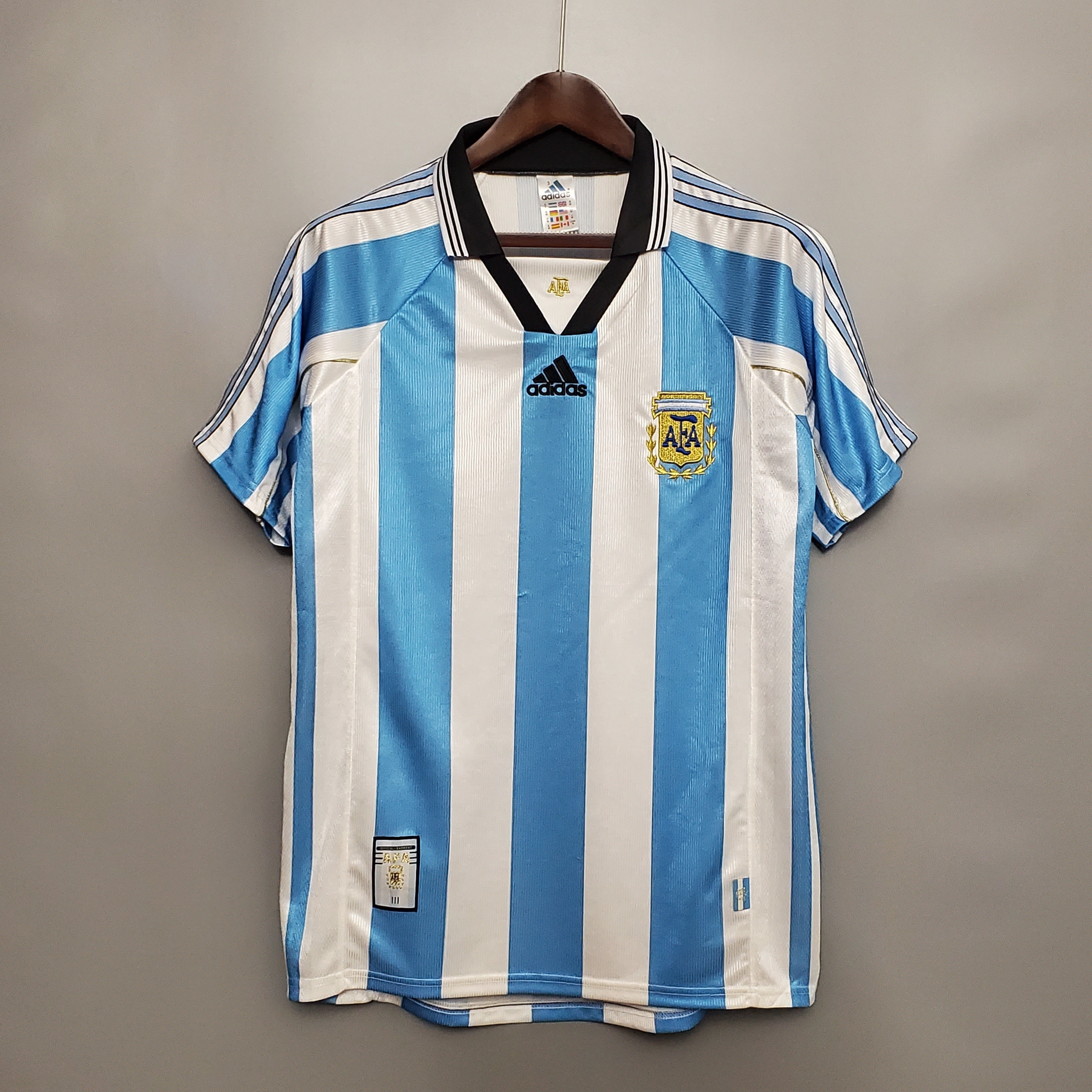 1990s Argentina Retro Football Shirt | Sky Blue White Home