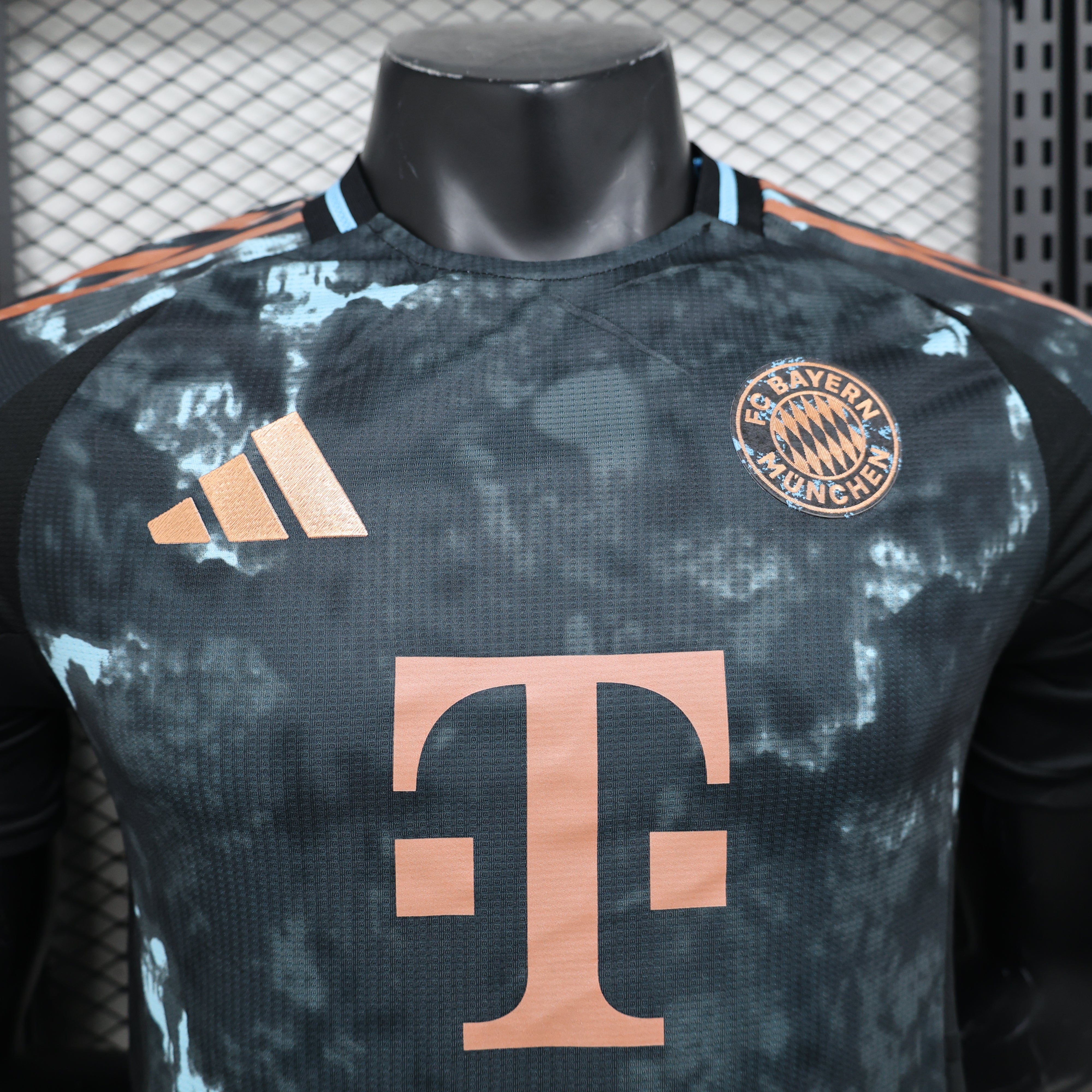 Bayern Munich 24/25 Player Edition Football Jersey