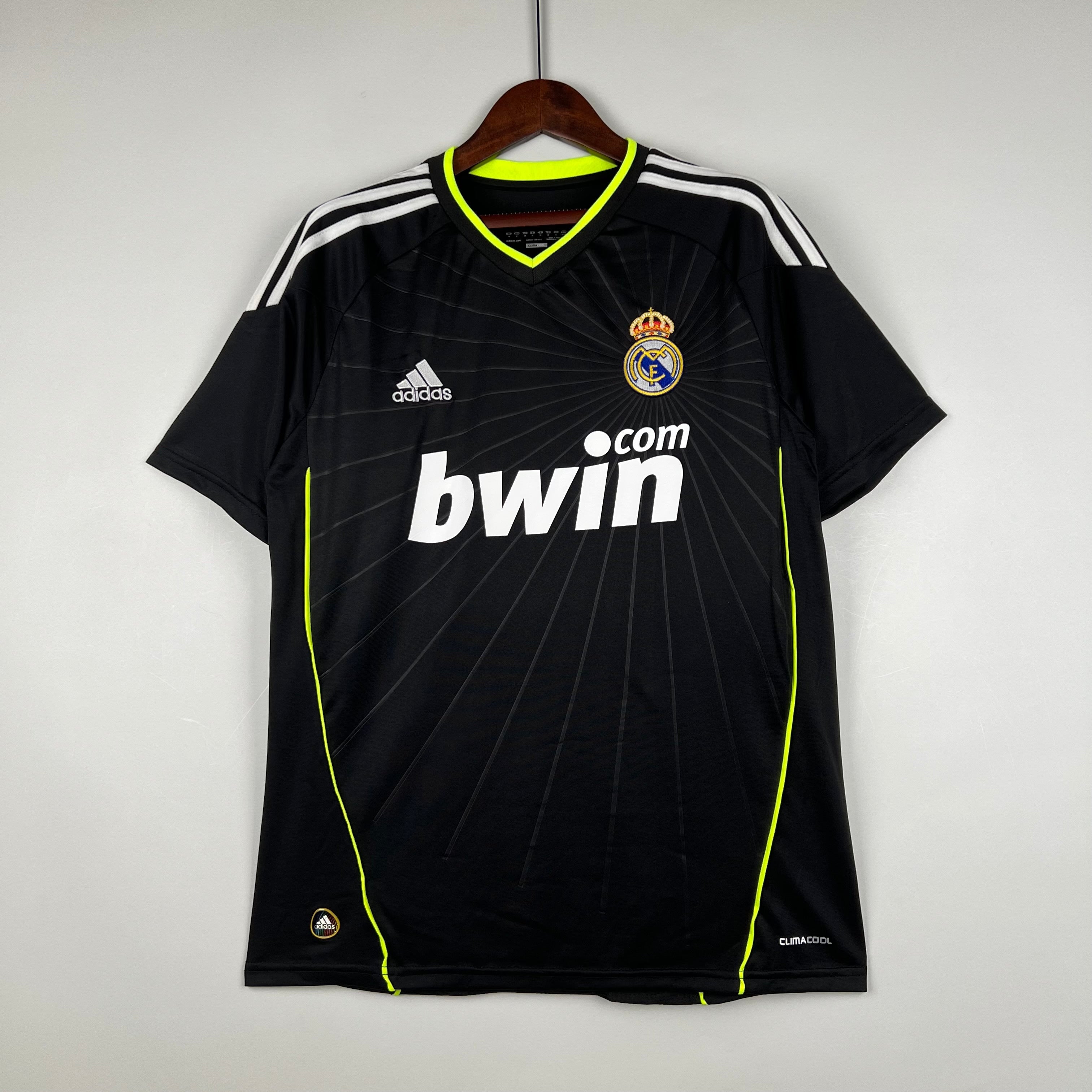 2000s Real Madrid Retro Football Shirt | Black Neon Home