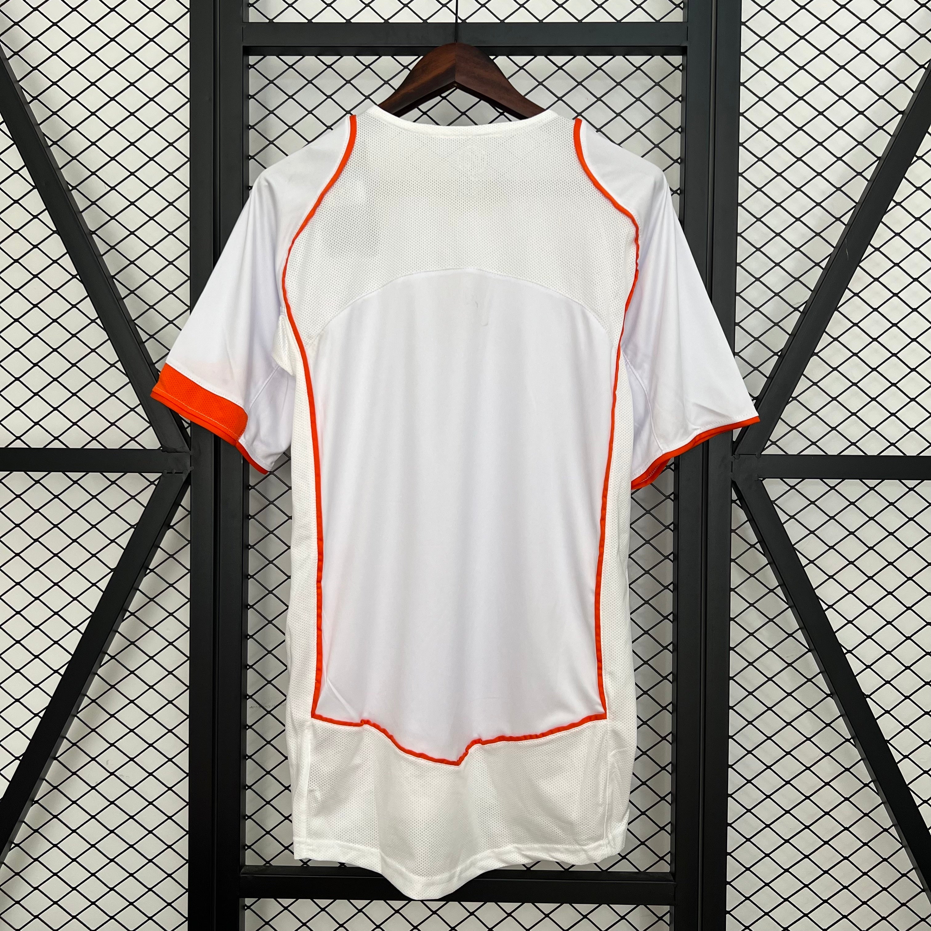 2000s Netherlands Retro Football Shirt | White Orange Home