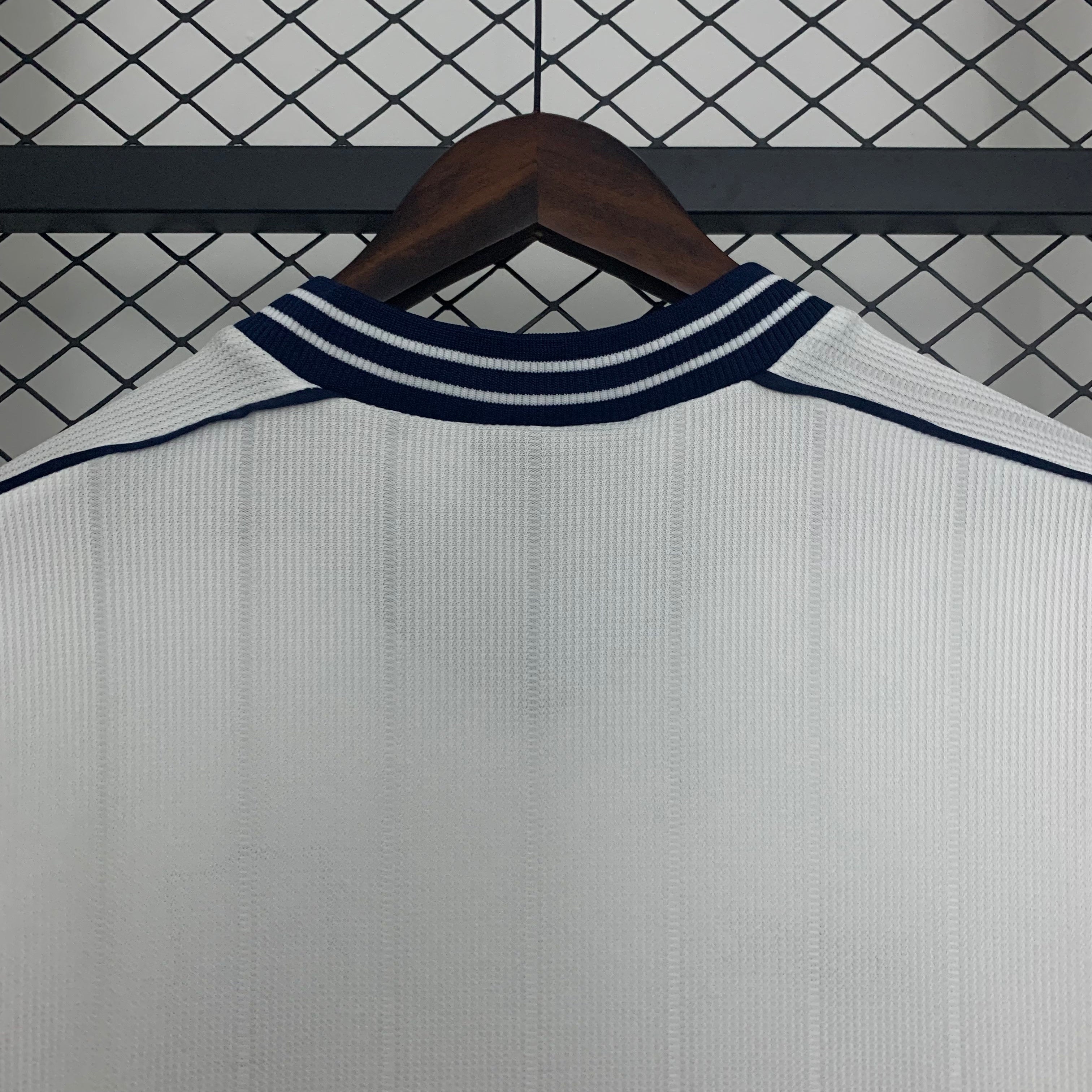 1990s Tottenham Hotspur Retro Football Shirt | White Navy Home